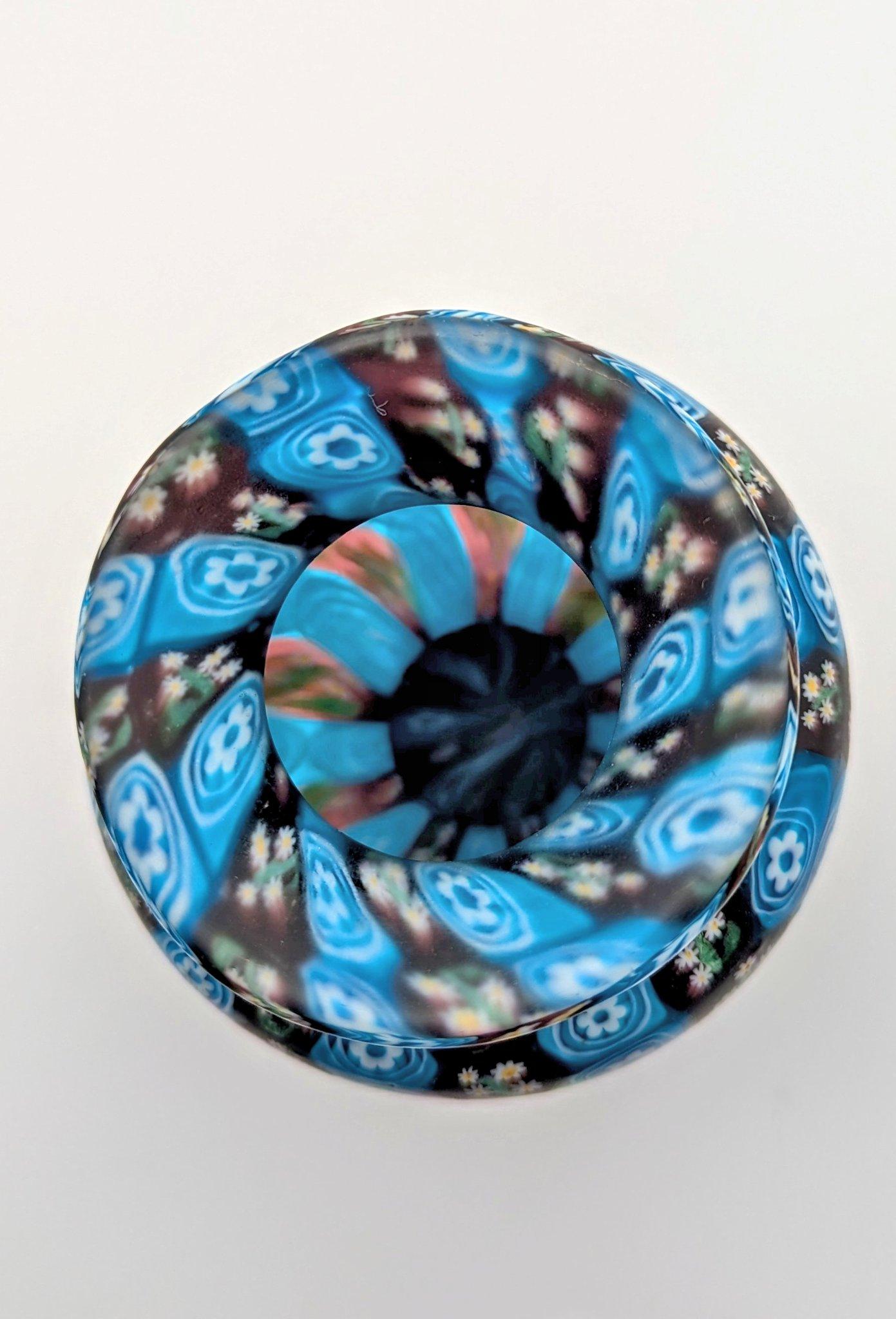 Fratelli Toso Jarrón millefiori murrino de Murano, ca. 1910 en Bueno estado para la venta en Aachen, DE