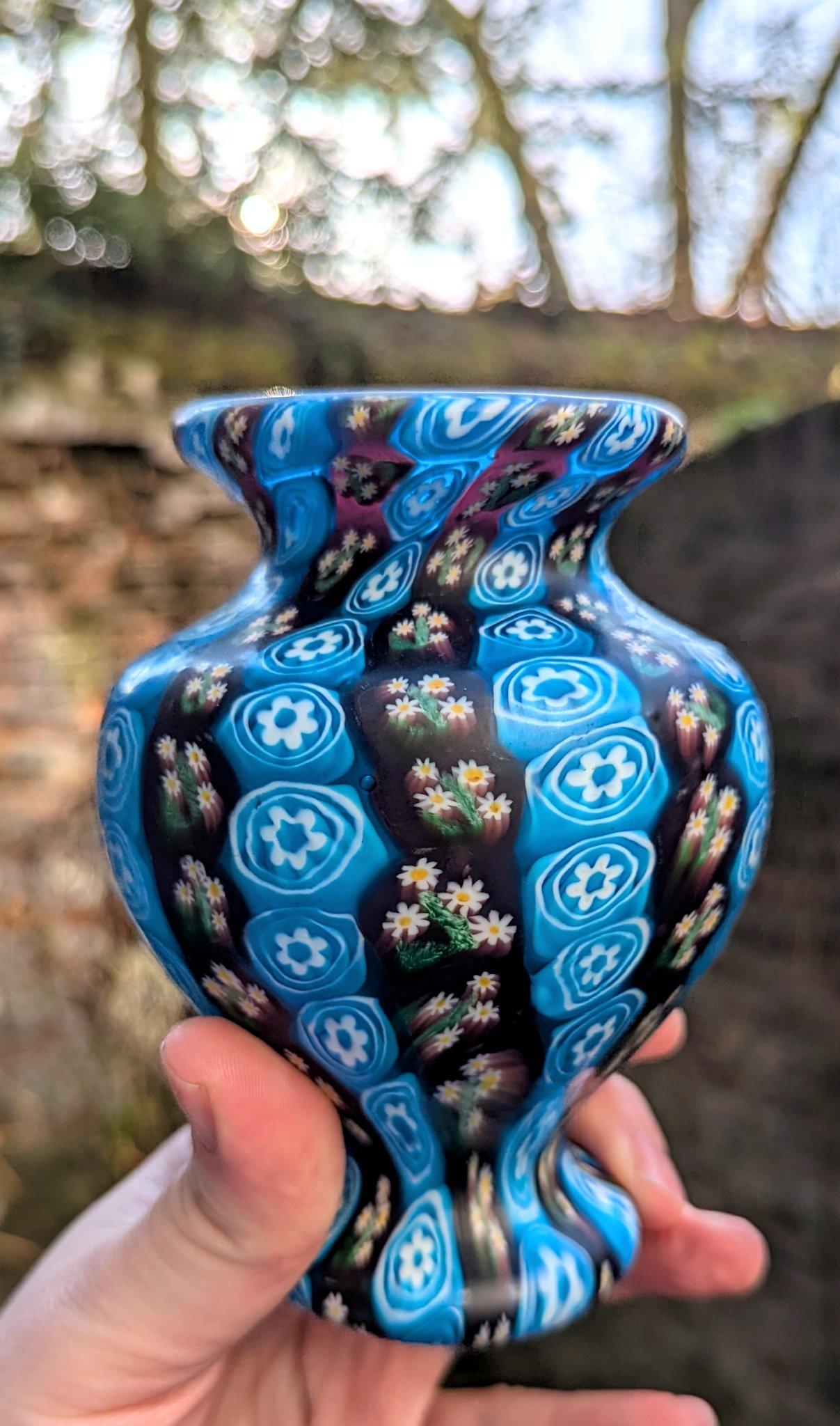 Fratelli Toso Jarrón millefiori murrino de Murano, ca. 1910 Vidrio en venta