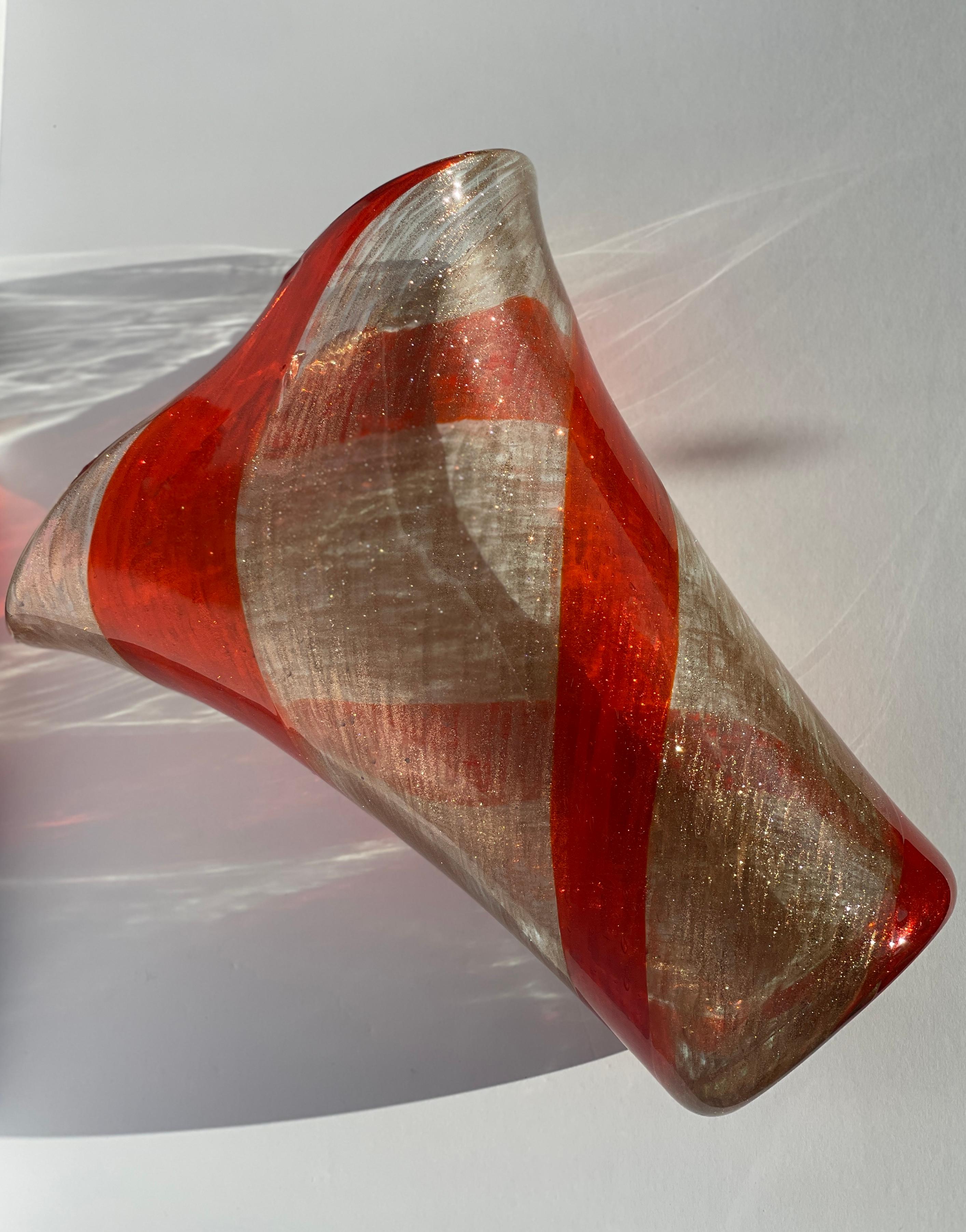 Vaso in avventurina con volute arancioni di Fratelli Toso, vetro di Murano moderno del Medioevo in vendita 3
