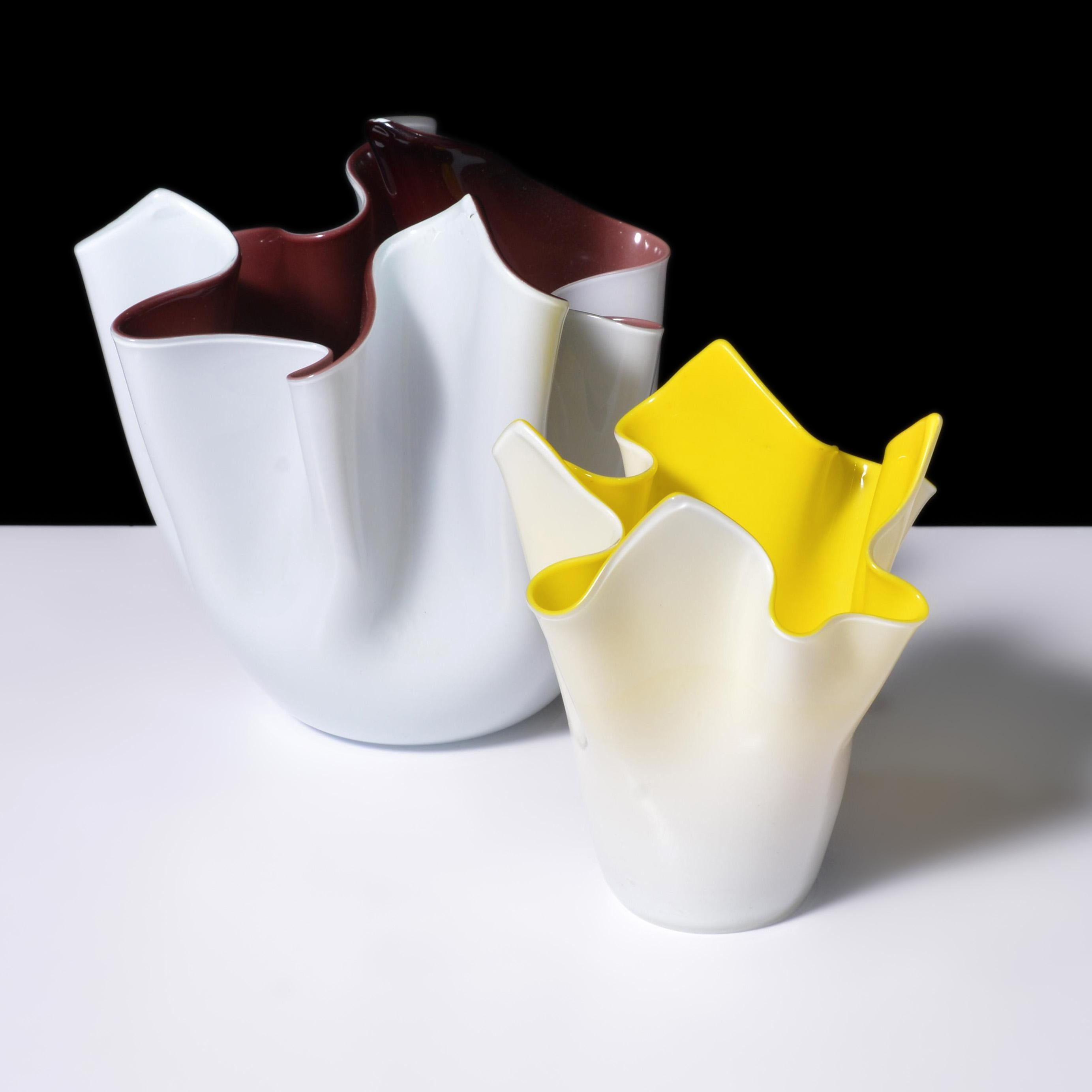 Fratelli Toso FAZZOLETTO Handkerchief Vases, Leslie Pina Collection, Priced Each In Good Condition For Sale In Lake Worth Beach, FL