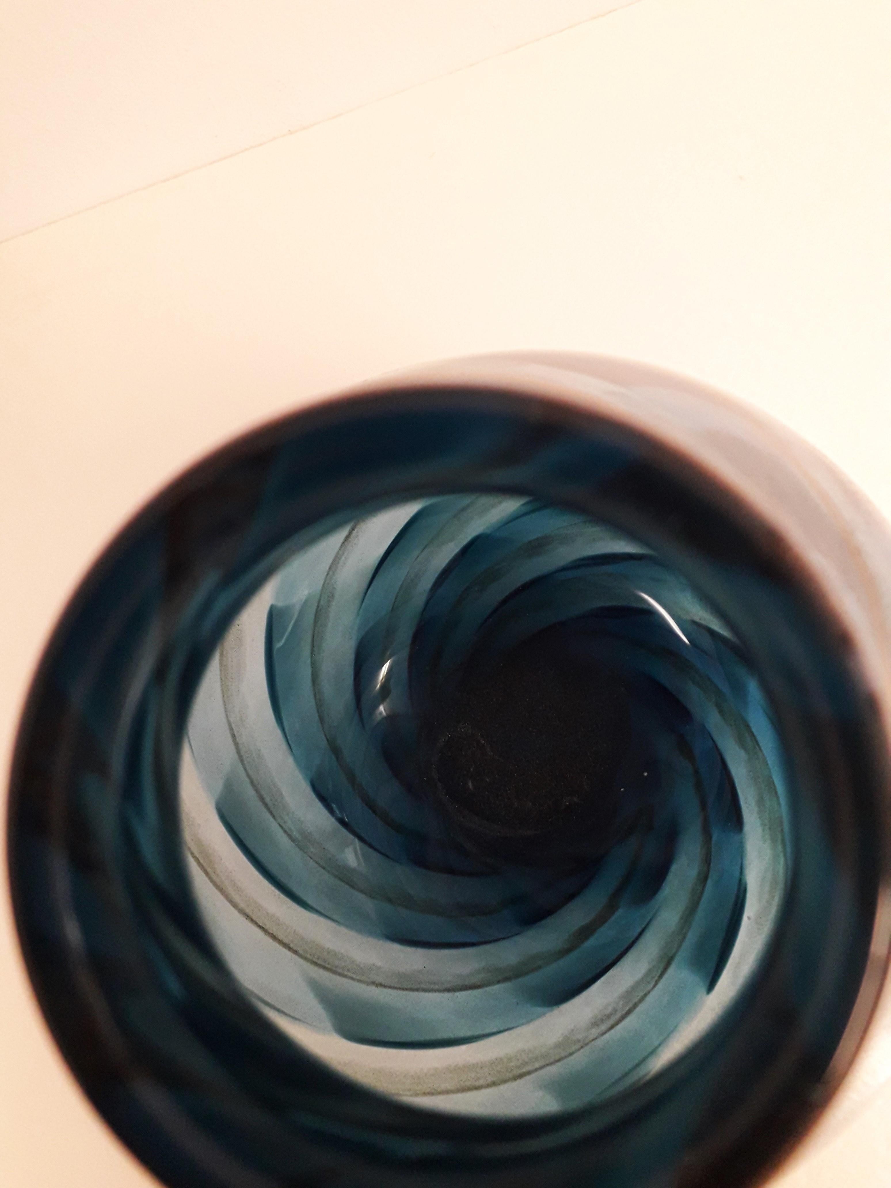Fratelli Toso Large Art Deco Teardrop Murano Glass Vase Spiral Gold Blue 3