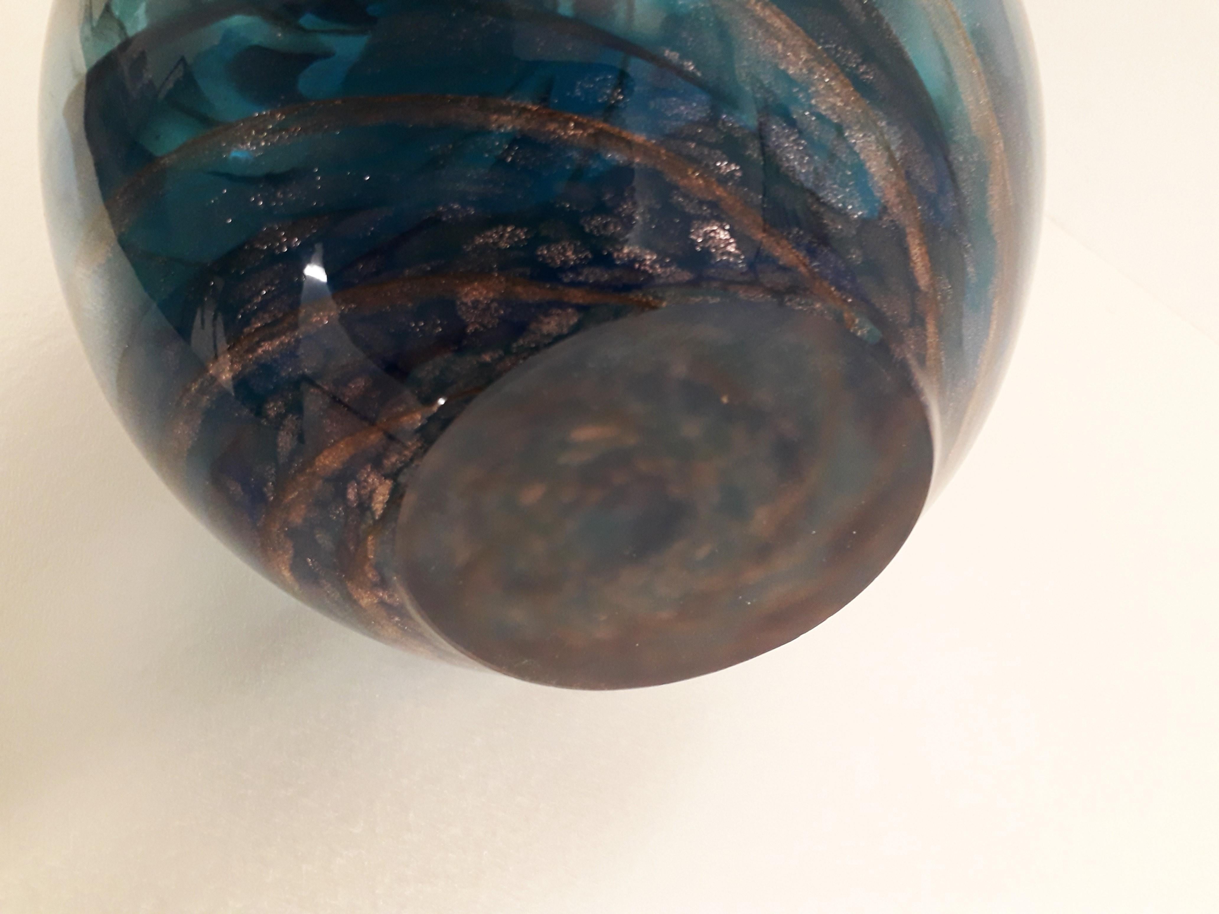 Fratelli Toso Gran jarrón Art Déco con lágrima de cristal de Murano Espiral Oro Azul 4