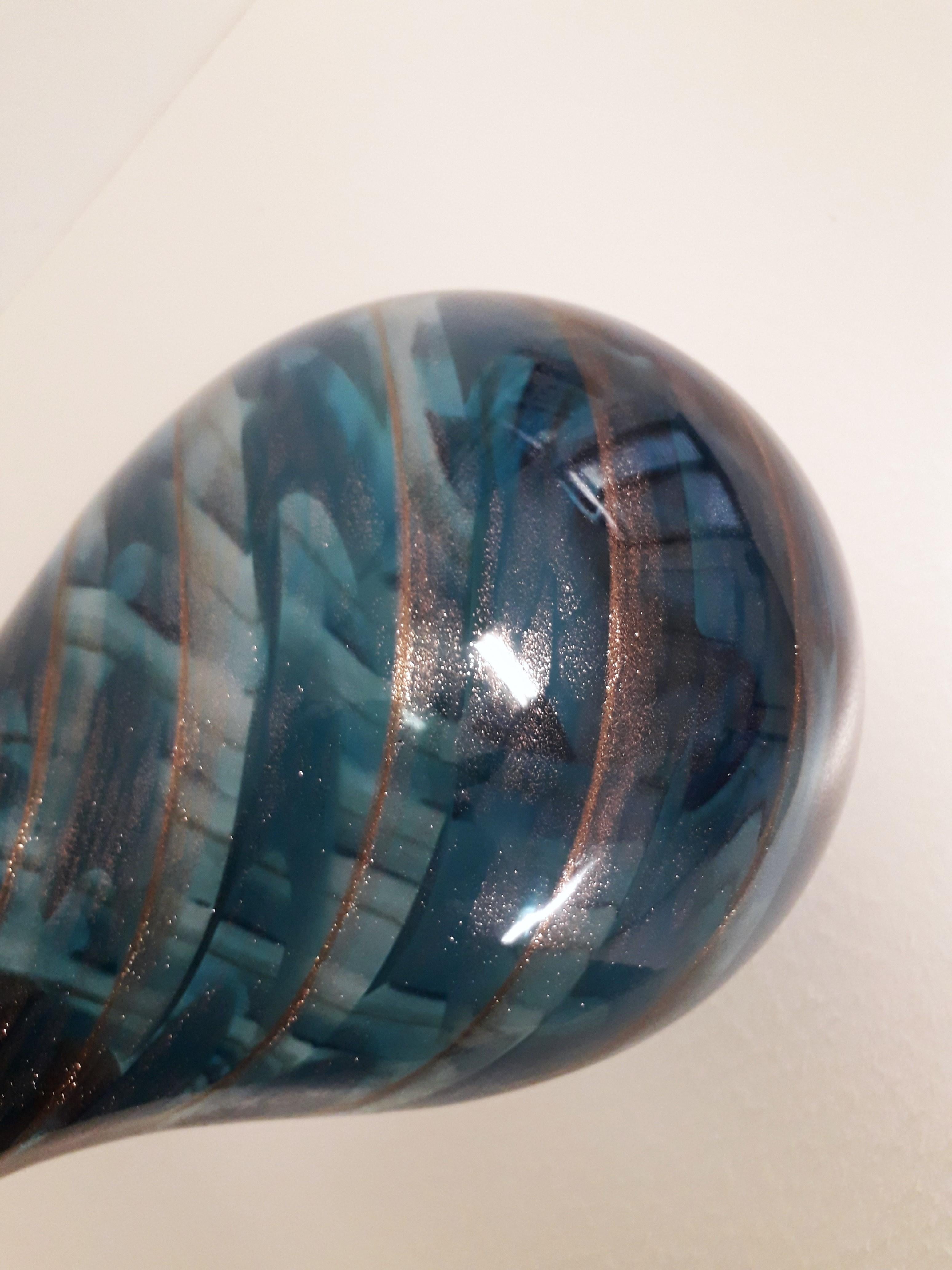 Fratelli Toso Gran jarrón Art Déco con lágrima de cristal de Murano Espiral Oro Azul Vidrio soplado