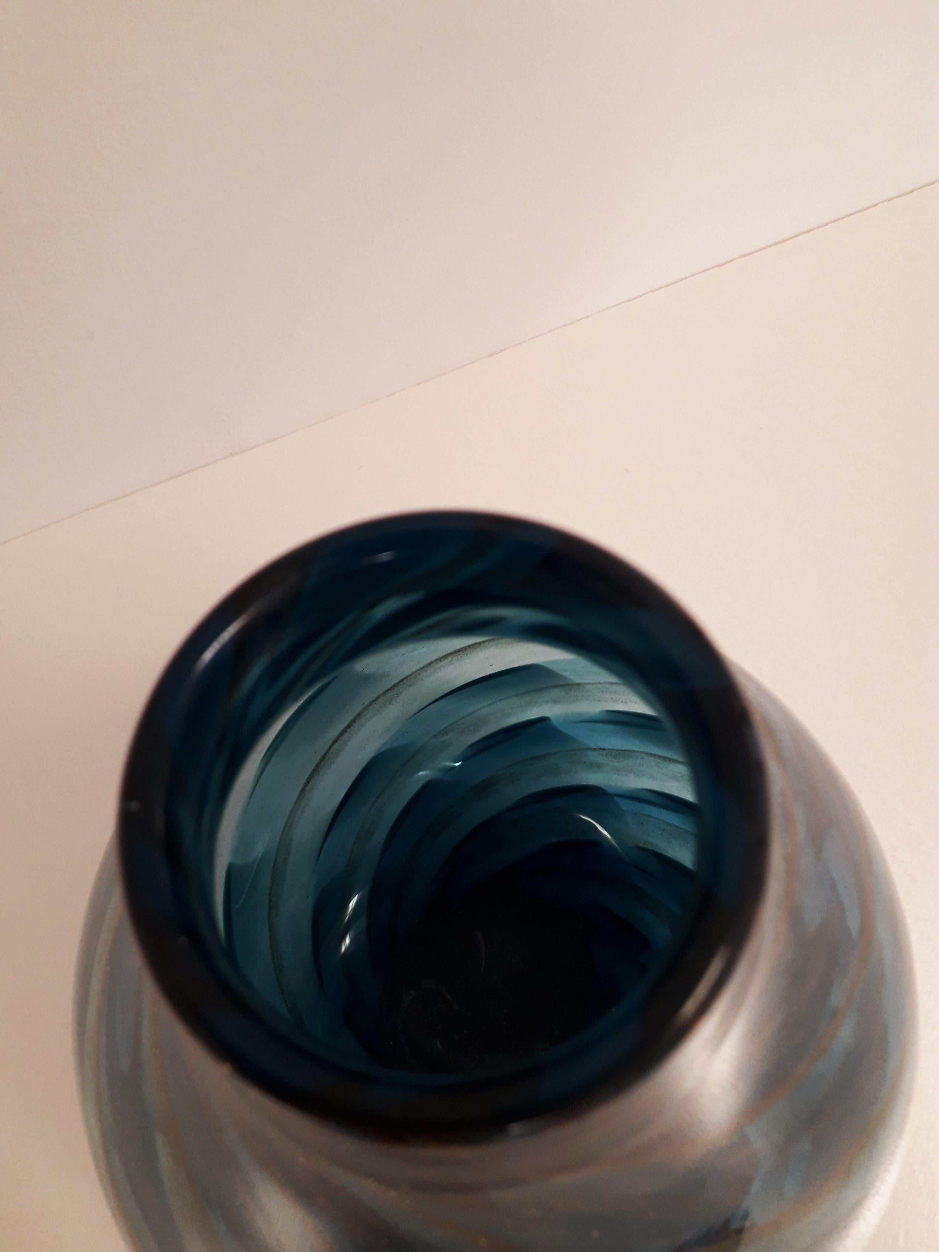 Fratelli Toso Large Art Deco Teardrop Murano Glass Vase Spiral Gold Blue 3
