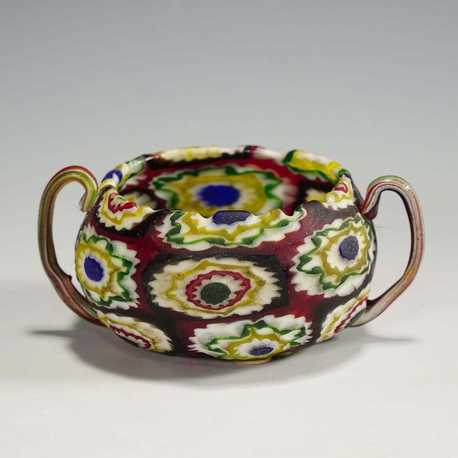 Mid-Century moderno Ciotola in vetro di Murano Millefiori di Fratelli Toso, Murano, circa 1920 in vendita