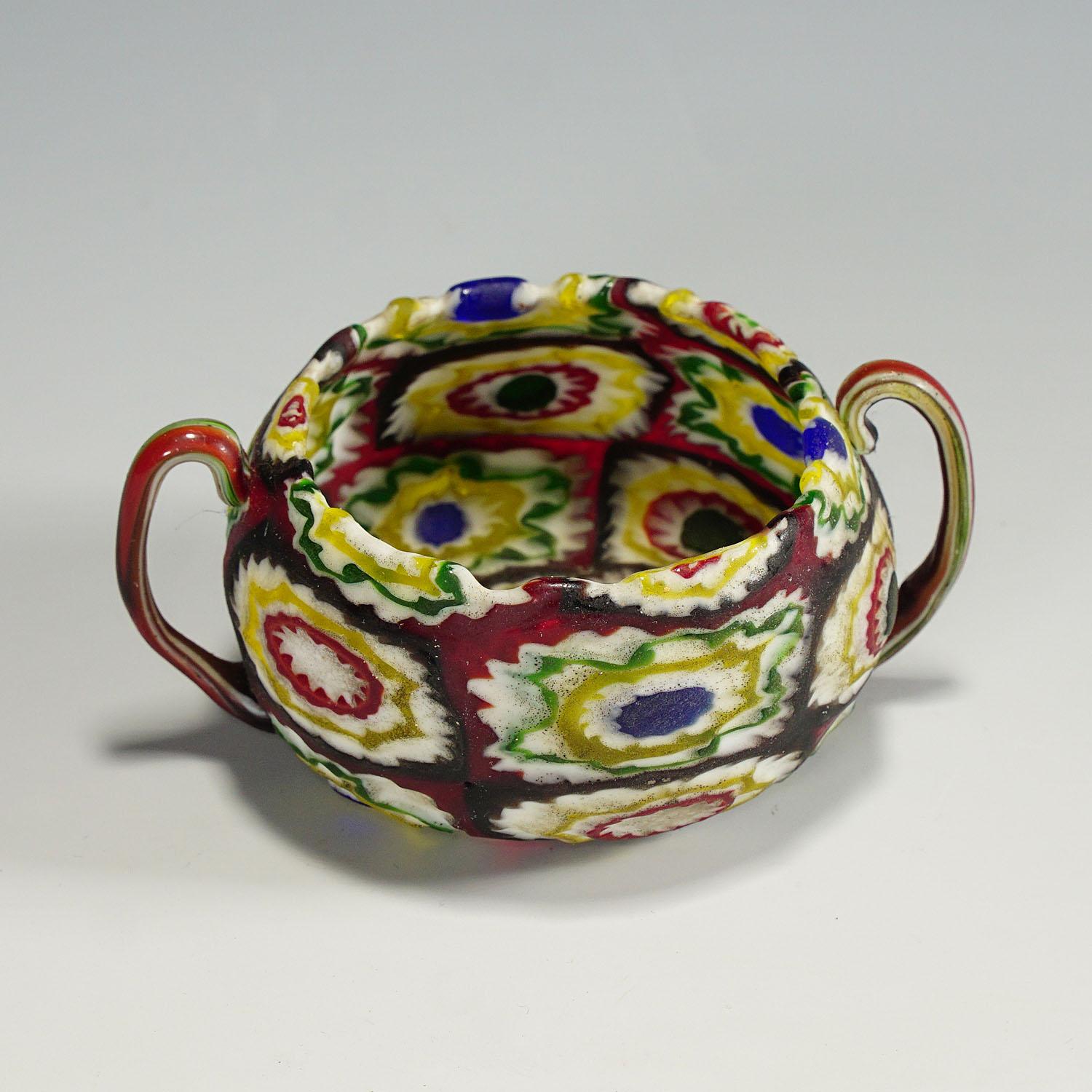Italiano Ciotola in vetro di Murano Millefiori di Fratelli Toso, Murano, circa 1920 in vendita