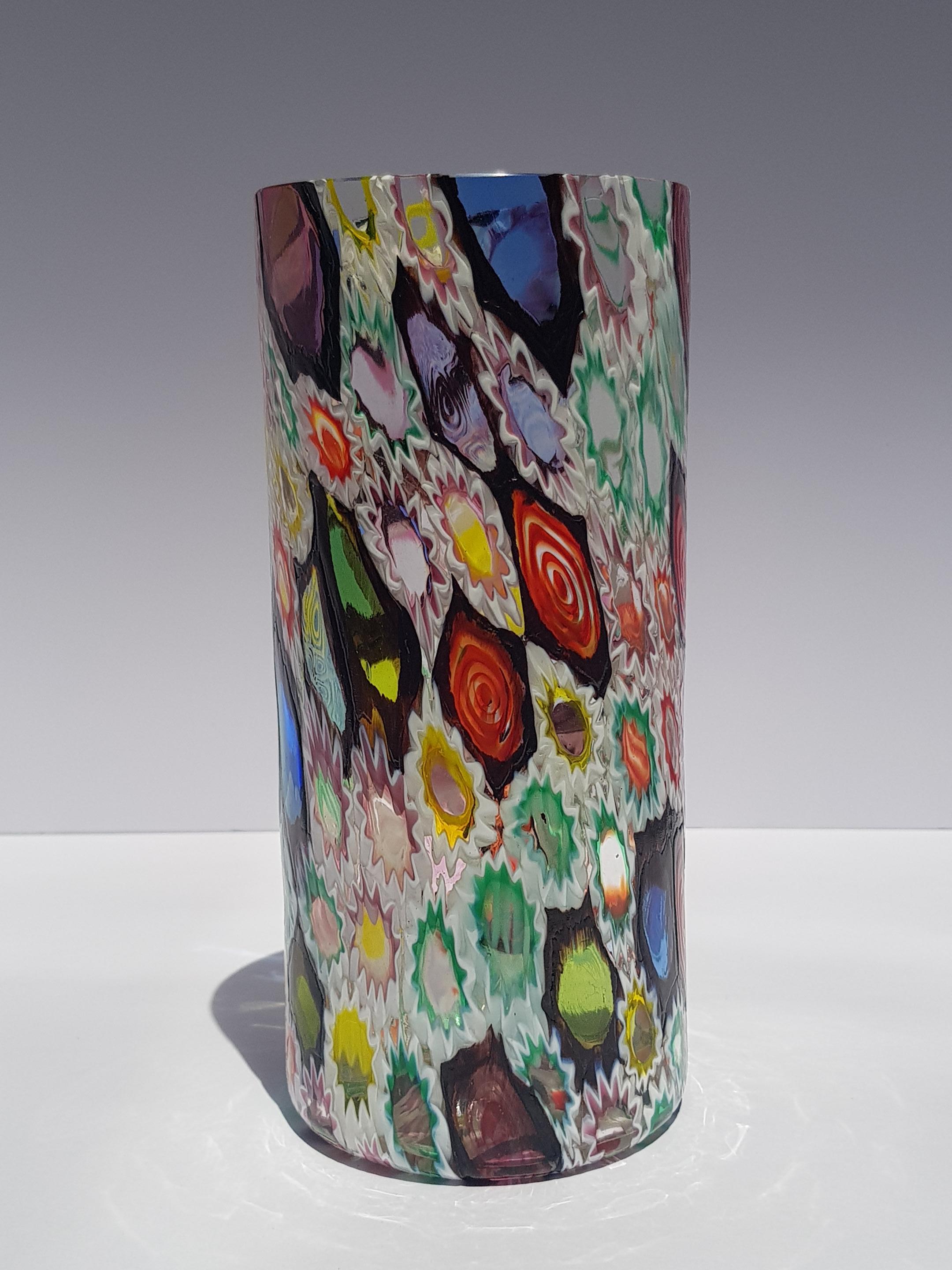 Fratelli Toso Millefiori Murrine Tiffany Fenster Vase venezianischen italienischen Kunstglas (Italienisch) im Angebot