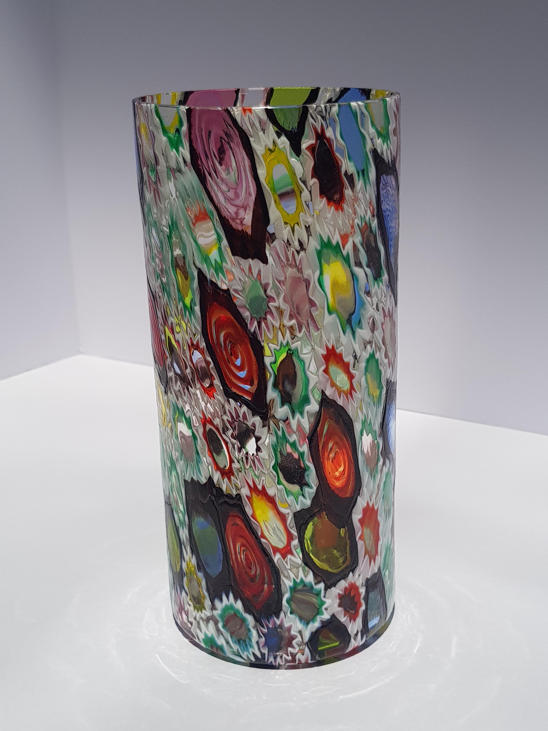 Fratelli Toso Millefiori Murrine Tiffany Fenster Vase venezianischen italienischen Kunstglas im Zustand „Gut“ im Angebot in Palm Beach, FL