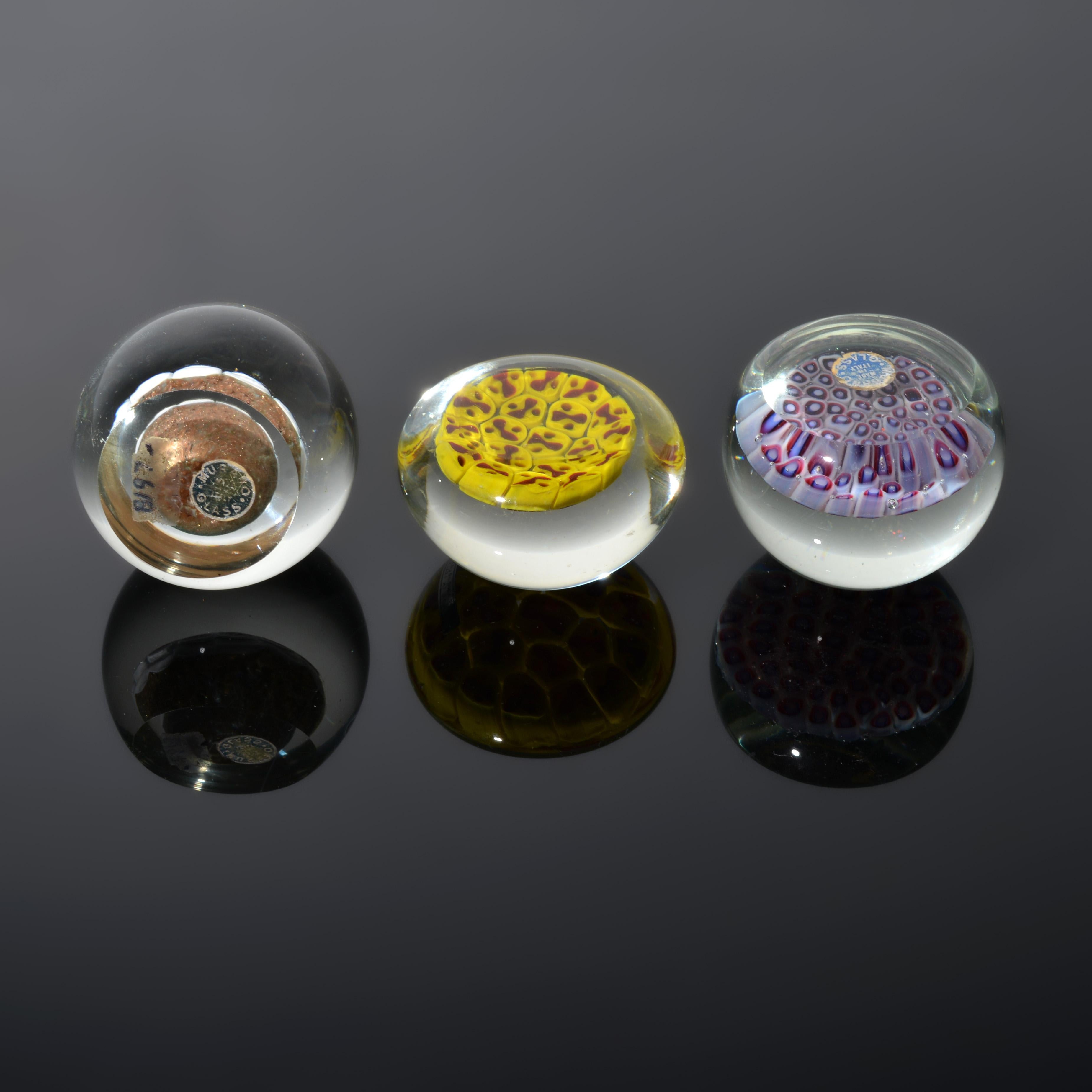 Verre brun Presse-papiers Fratelli Toso MILLEFIORI, collection Leslie Pina en vente