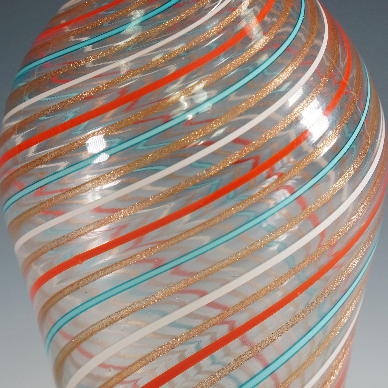 Mid-Century Modern Fratelli Toso Multicolored a Canne Vase, Murano, Italy, circa 1965 For Sale