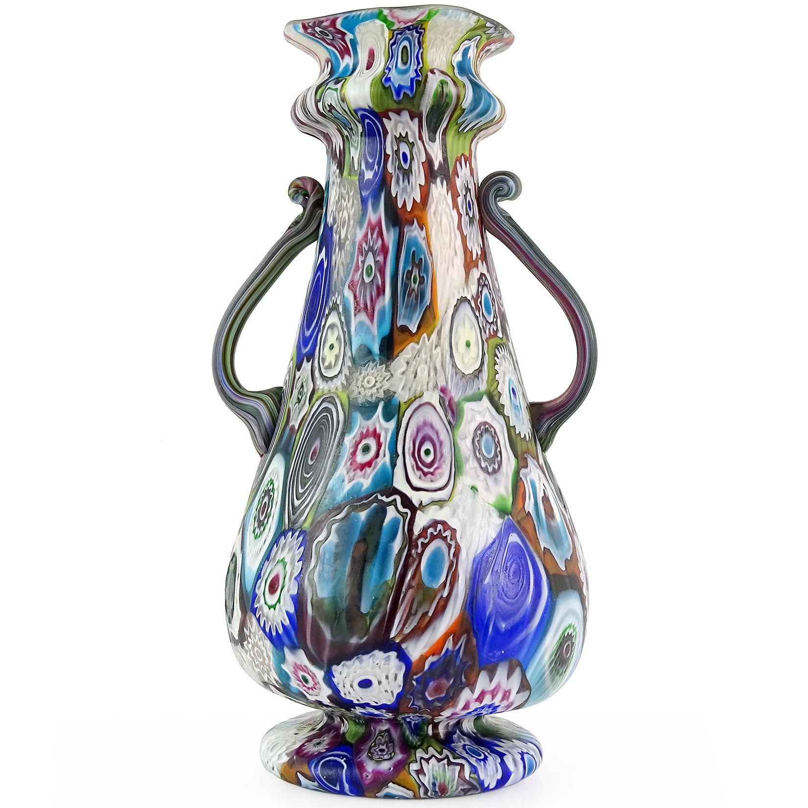 Italienische Mosaikvase aus Murano-Kunstglas mit antiken Millefiori-Blumen von Fratelli Toso (Art nouveau) im Angebot