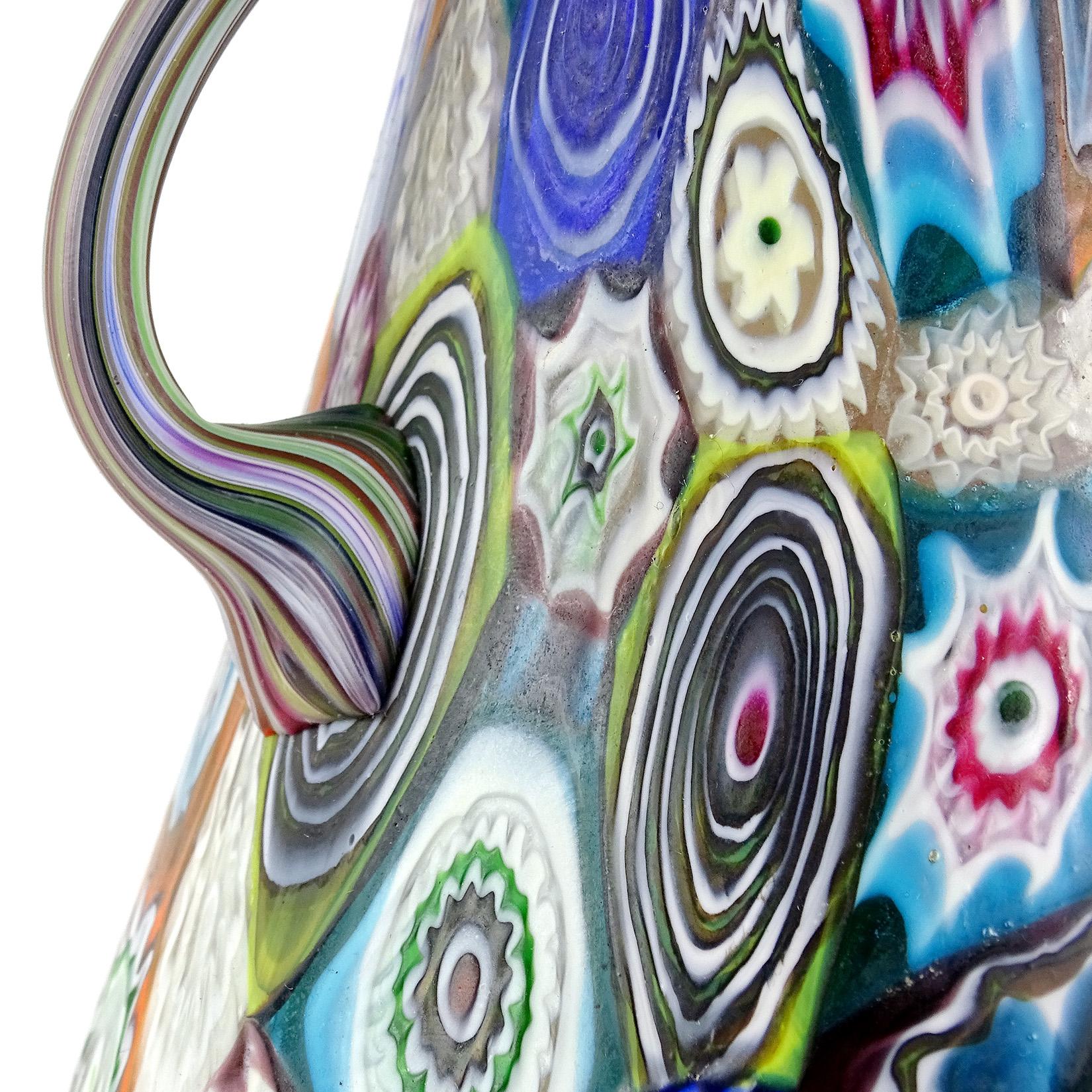 Italienische Mosaikvase aus Murano-Kunstglas mit antiken Millefiori-Blumen von Fratelli Toso (Glas) im Angebot