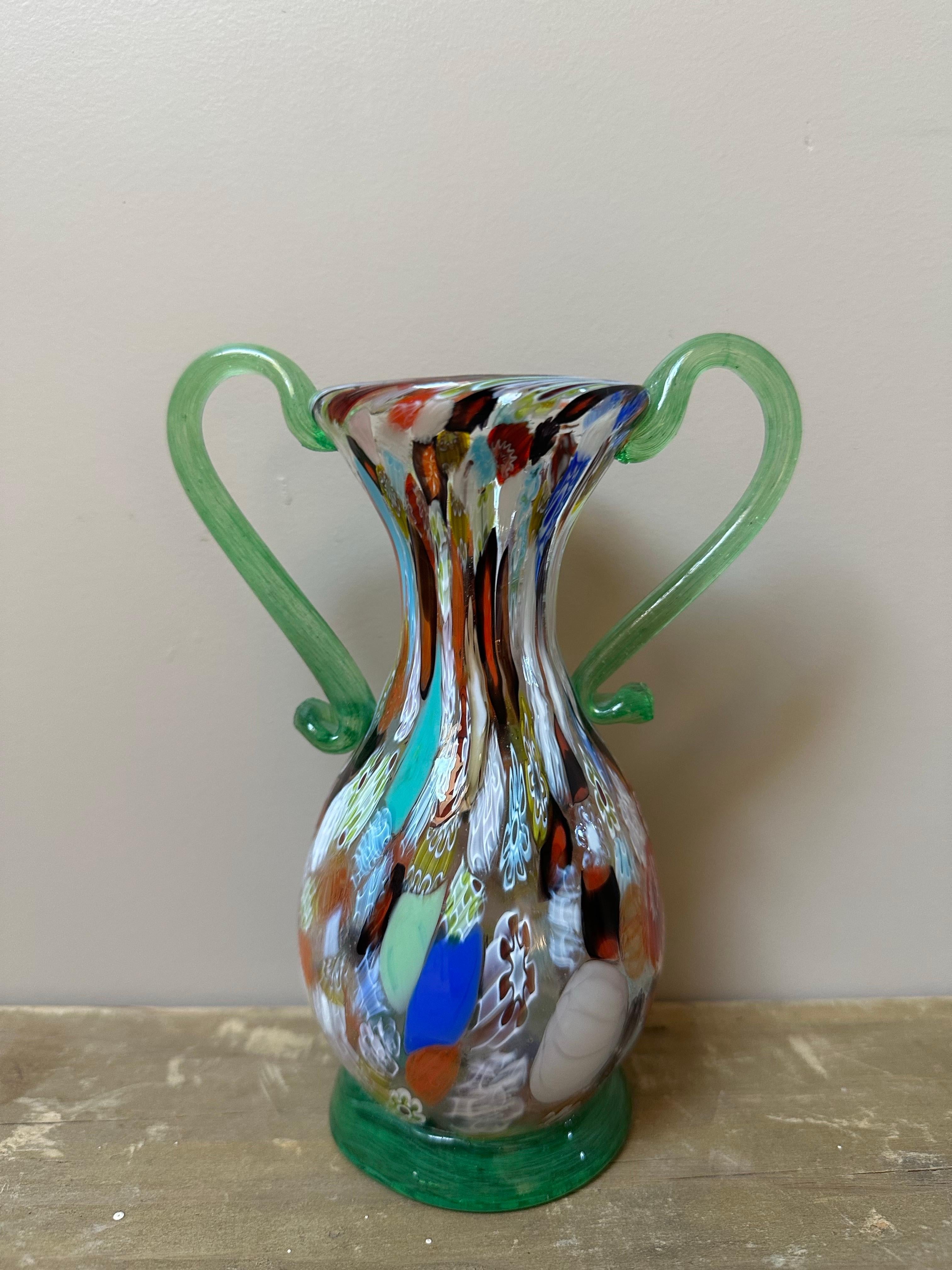 Fratelli Toso Jarrón ánfora de cristal de Murano con dos asas verdes Década de 1940 en Bueno estado para la venta en Worcester Park, GB