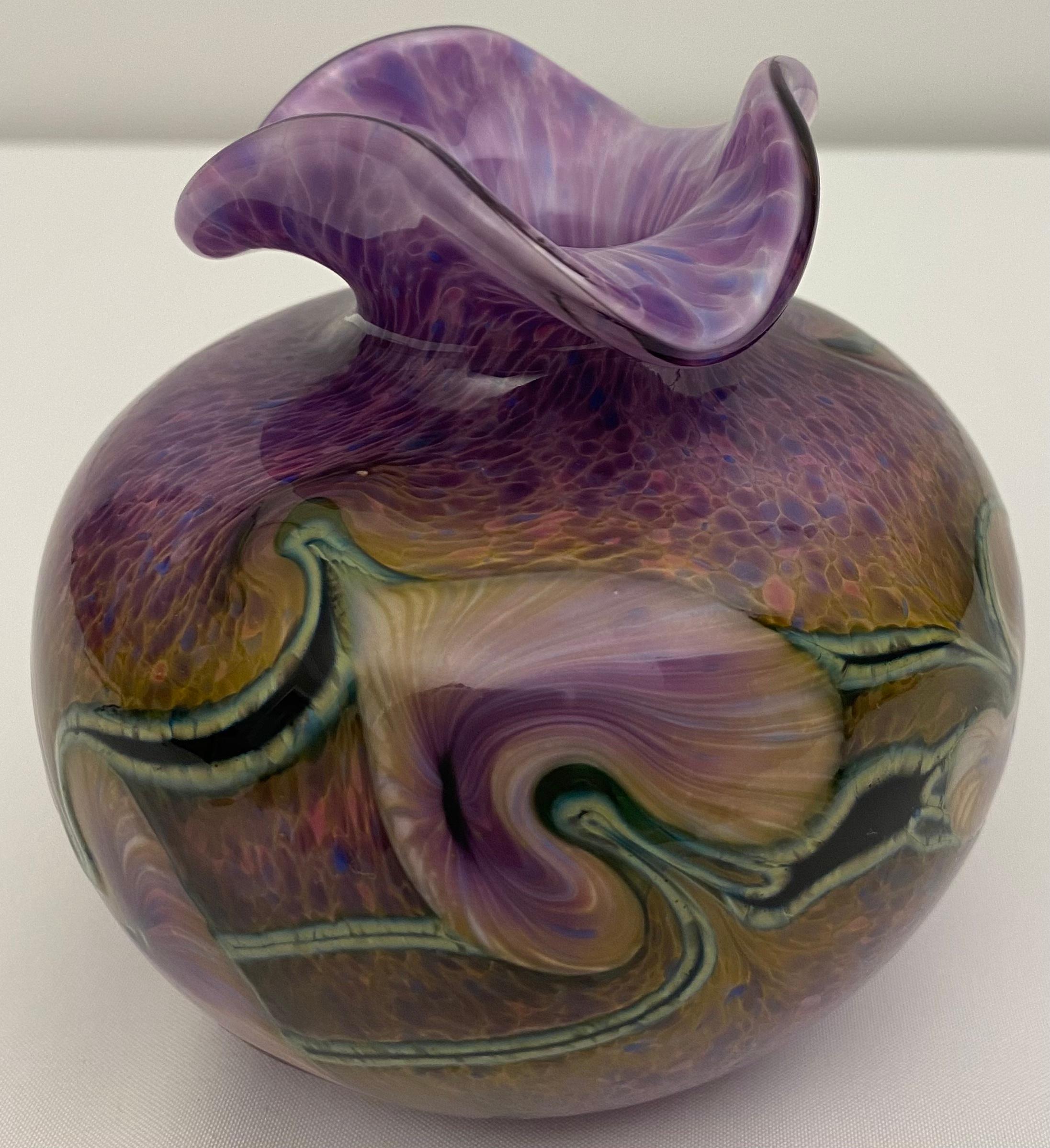 Fratelli Toso Murano Art Glass Decorative Object Swirl Design, Signed In Good Condition For Sale In Miami, FL
