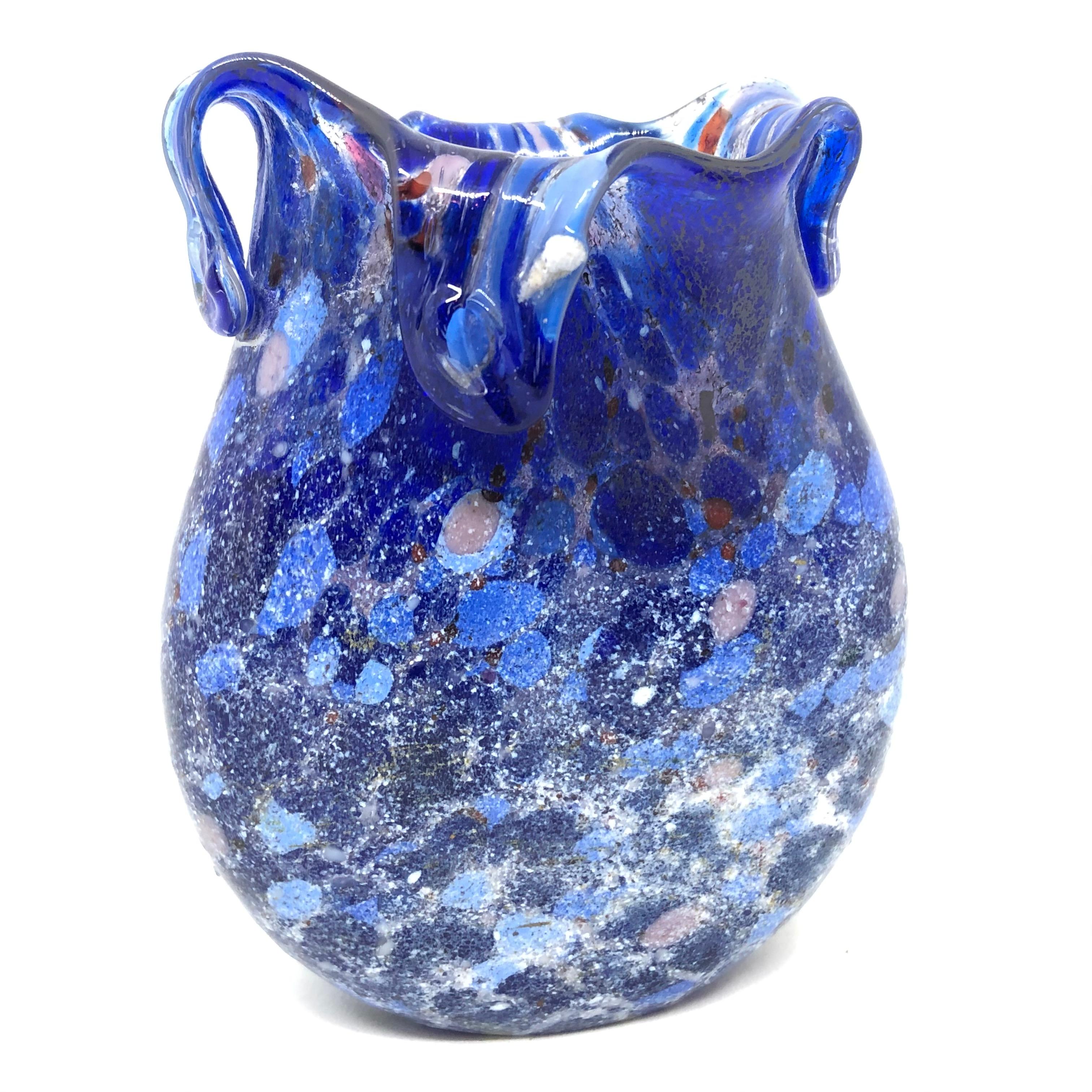 Fratelli Toso Murano-Kunstglas Neoklassische Miniaturvase:: Italien:: 1960er Jahre im Zustand „Gut“ im Angebot in Nuernberg, DE