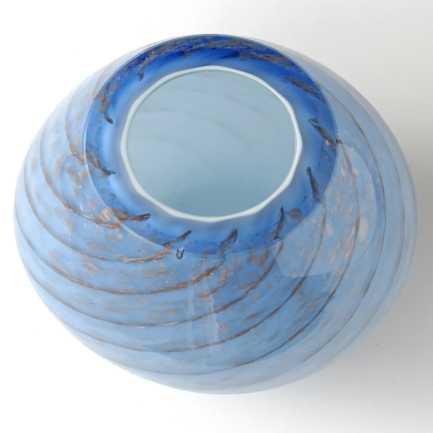 Mid-Century Modern Fratelli Toso Murano Blue Aventurine Swirl Italian Art Glass Flower Vase