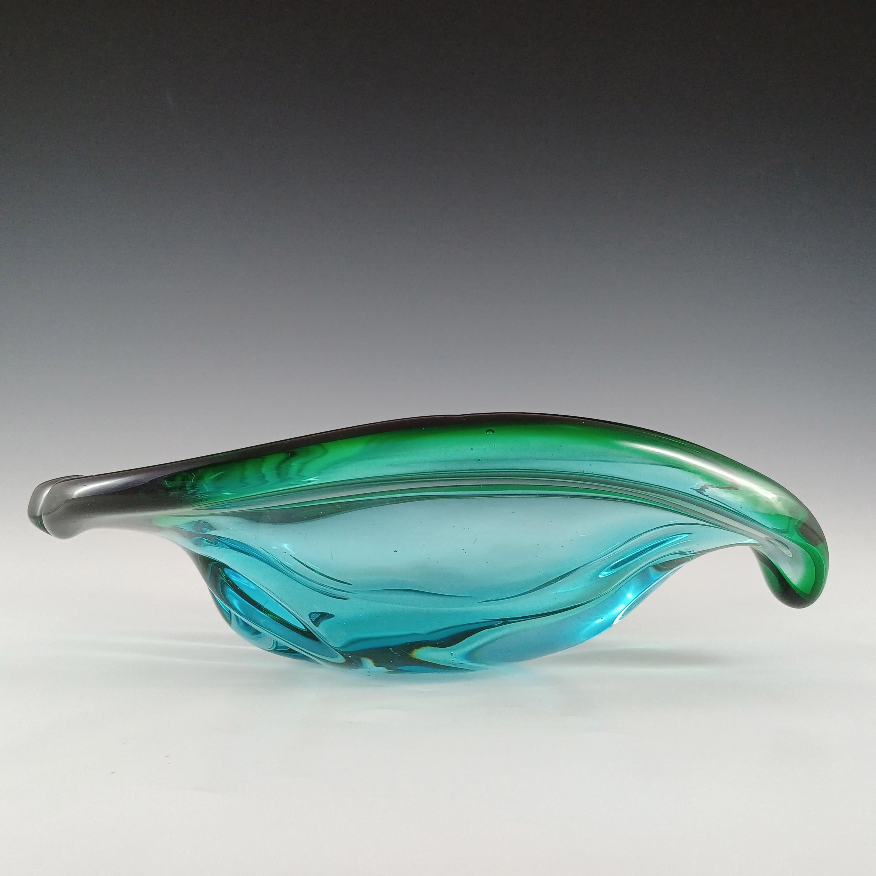 Mid-Century Modern Fratelli Toso? Murano Blue & Green Glass Sculpture Bowl For Sale