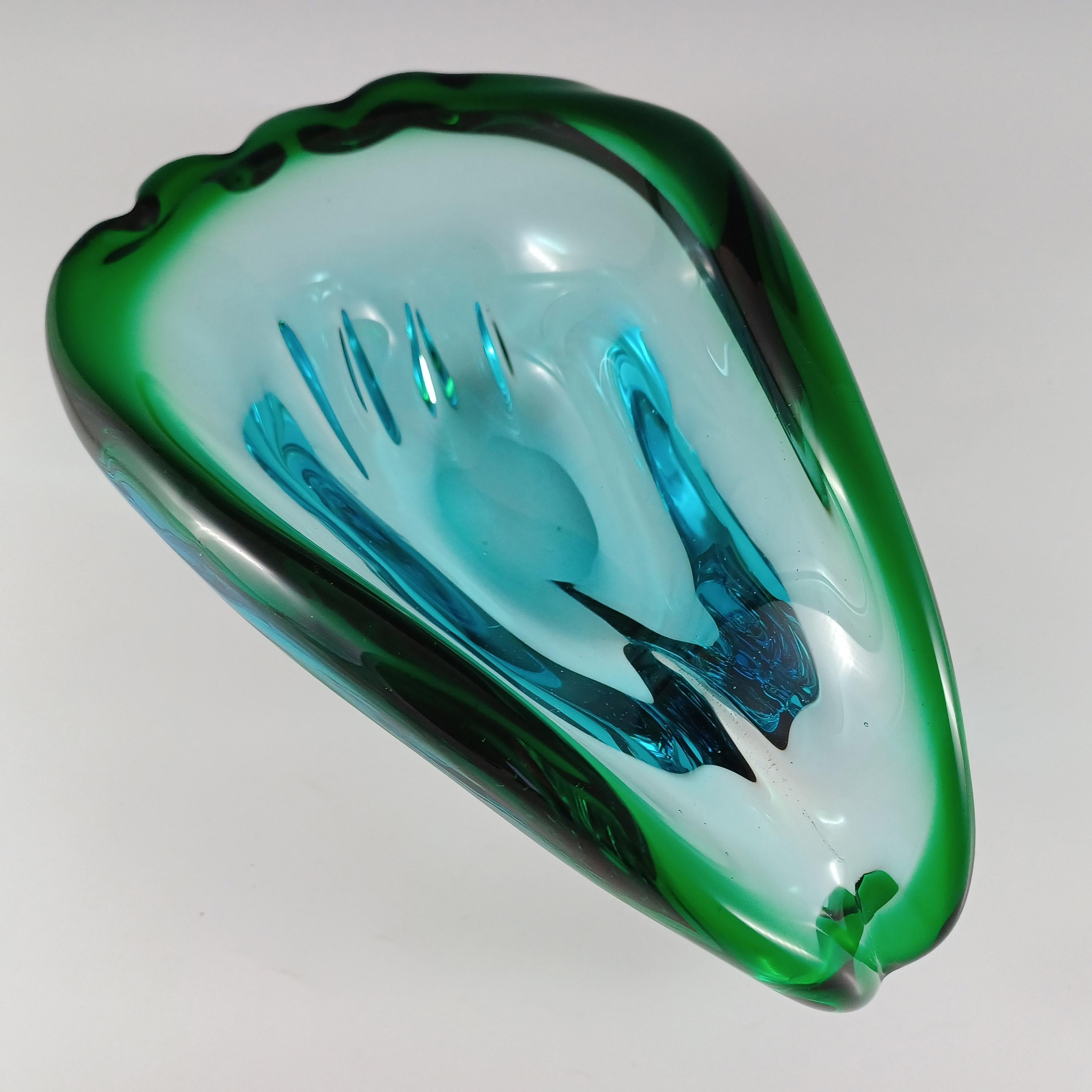 Mid-20th Century Fratelli Toso? Murano Blue & Green Glass Sculpture Bowl For Sale