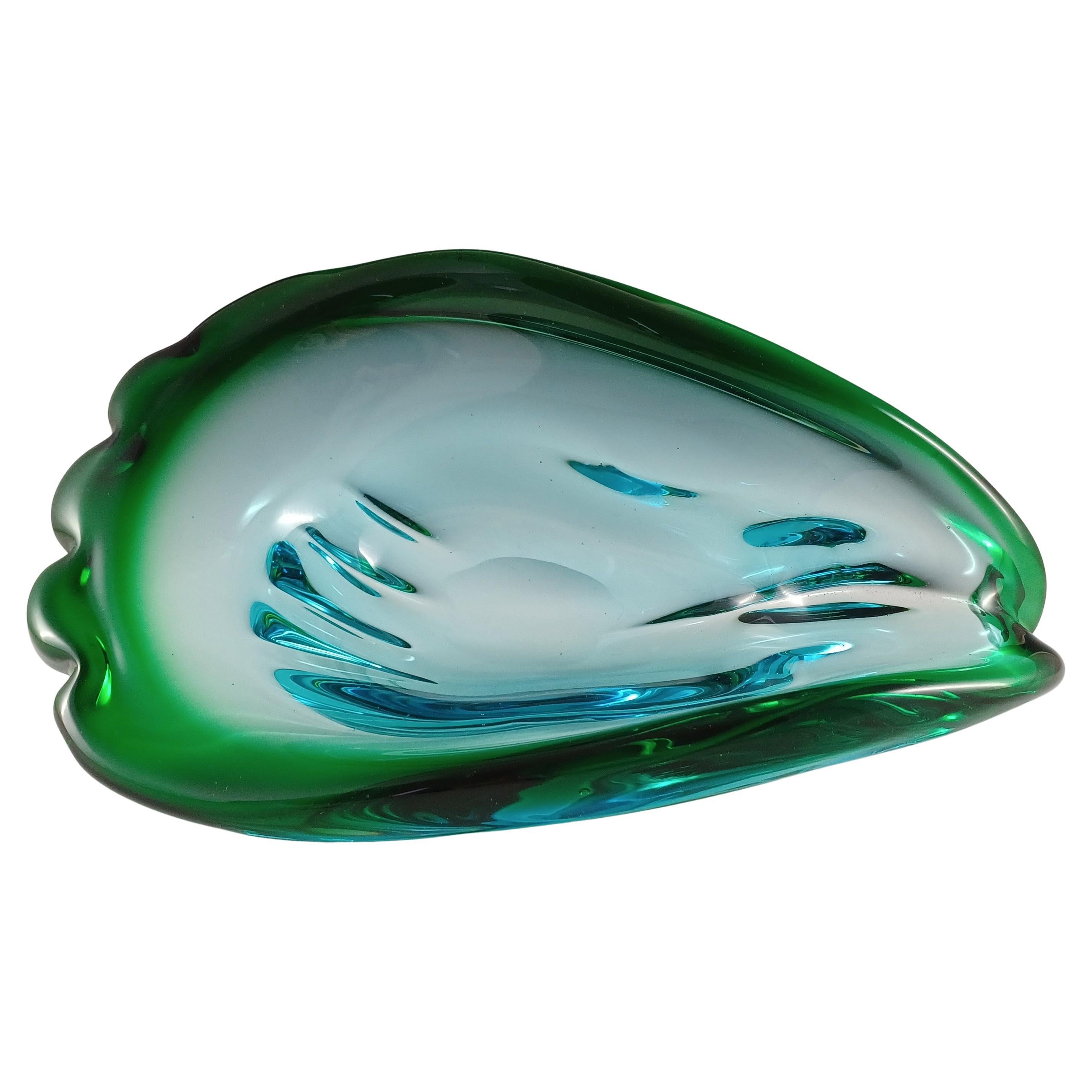 Fratelli Toso? Cuenco escultura de cristal azul y verde de Murano