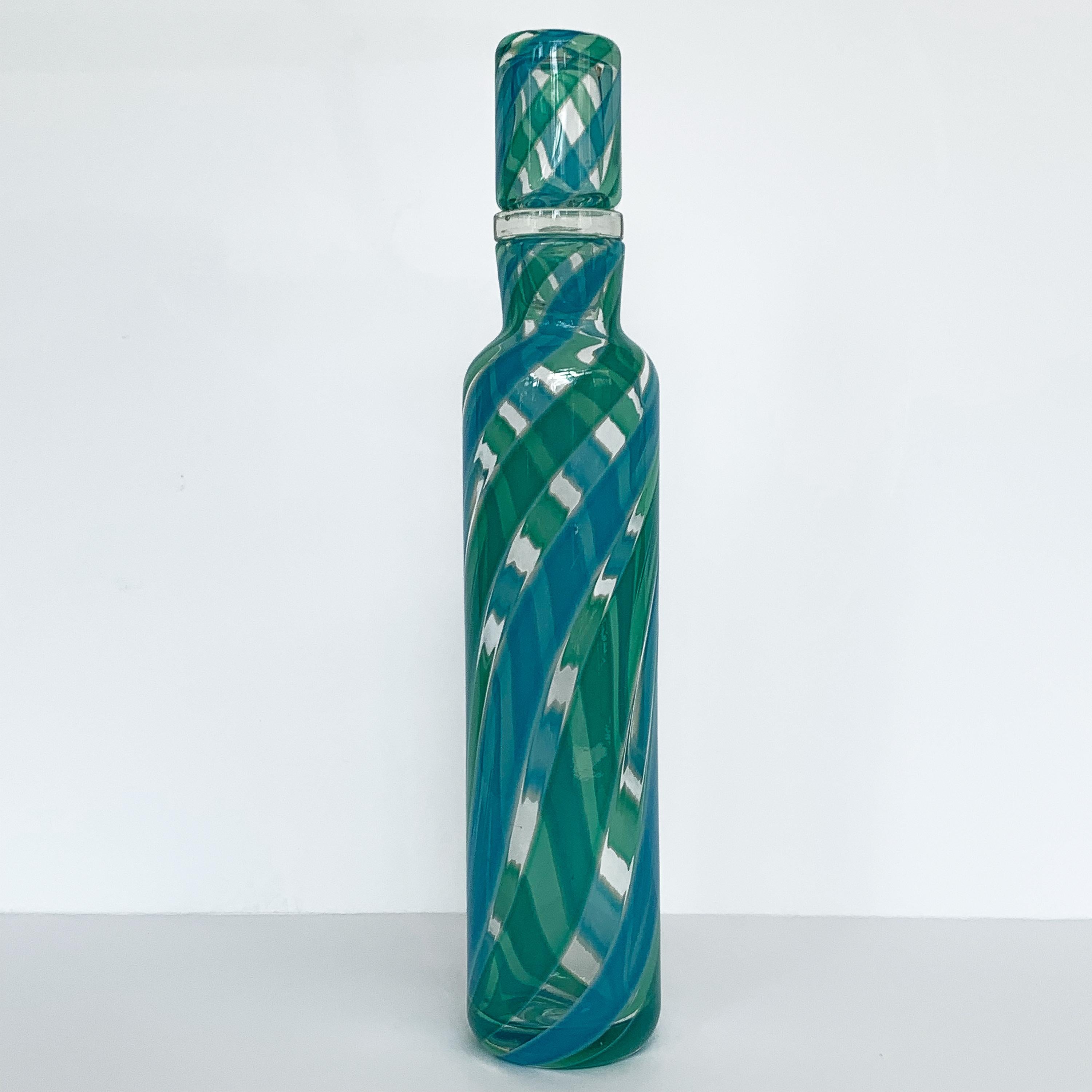 Fratelli Toso Murano Blue Green Stripe Italian Glass Decanter (Mitte des 20. Jahrhunderts)