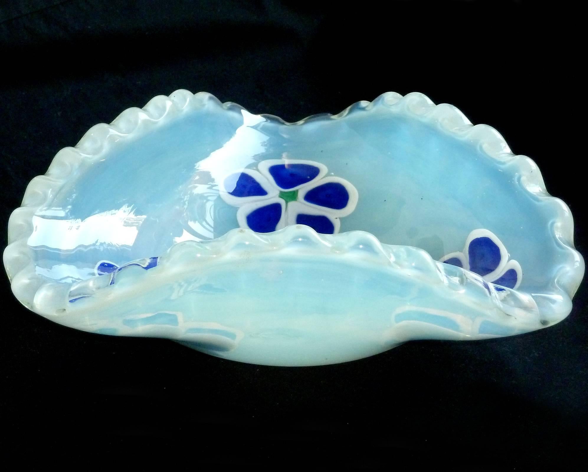 Fratelli Toso Murano Fiery Opal Blue Flowers Italian Art Glass Decorative Bowl In Good Condition In Kissimmee, FL