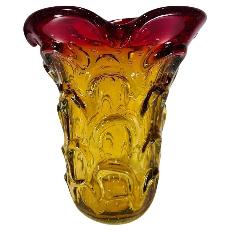 Large Fratelli Toso Murano glass bicolor vase For Sale
