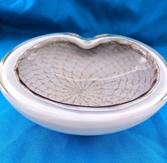 Fratelli Toso Murano Glasschale, Lattimo mit Kupfer-Aventurin