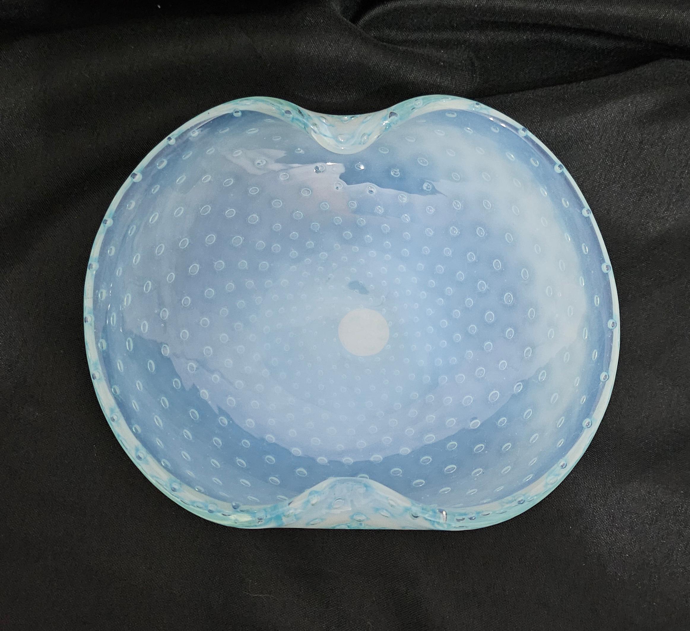Mid-Century Modern Fratelli Toso Murano Glass Bullicante Decorative Dish, Opaline. Original Label For Sale