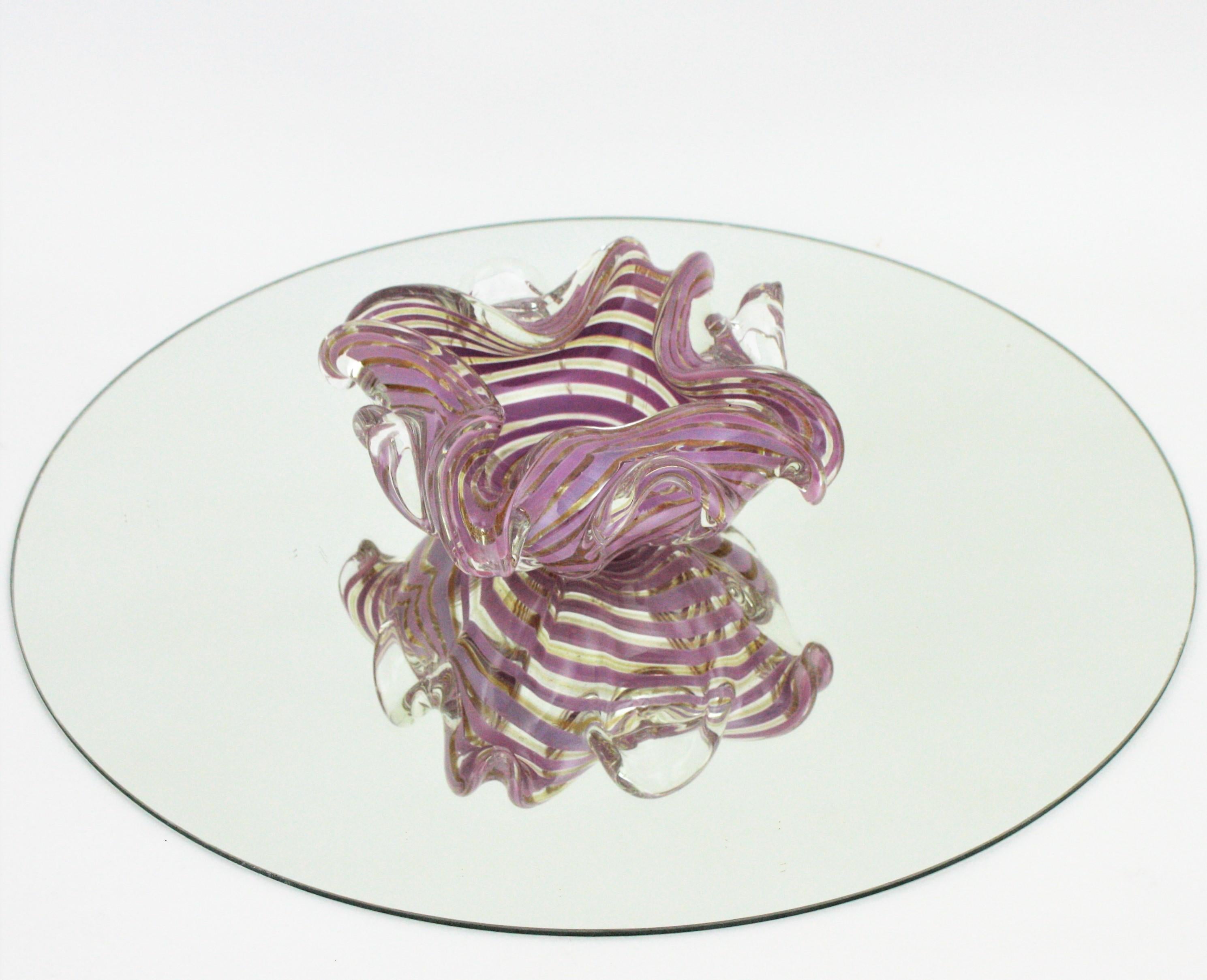 20th Century Fratelli Toso Murano Glass Lilac Swirl Ribbons & Gold Dust Large Bowl / Ashtray For Sale