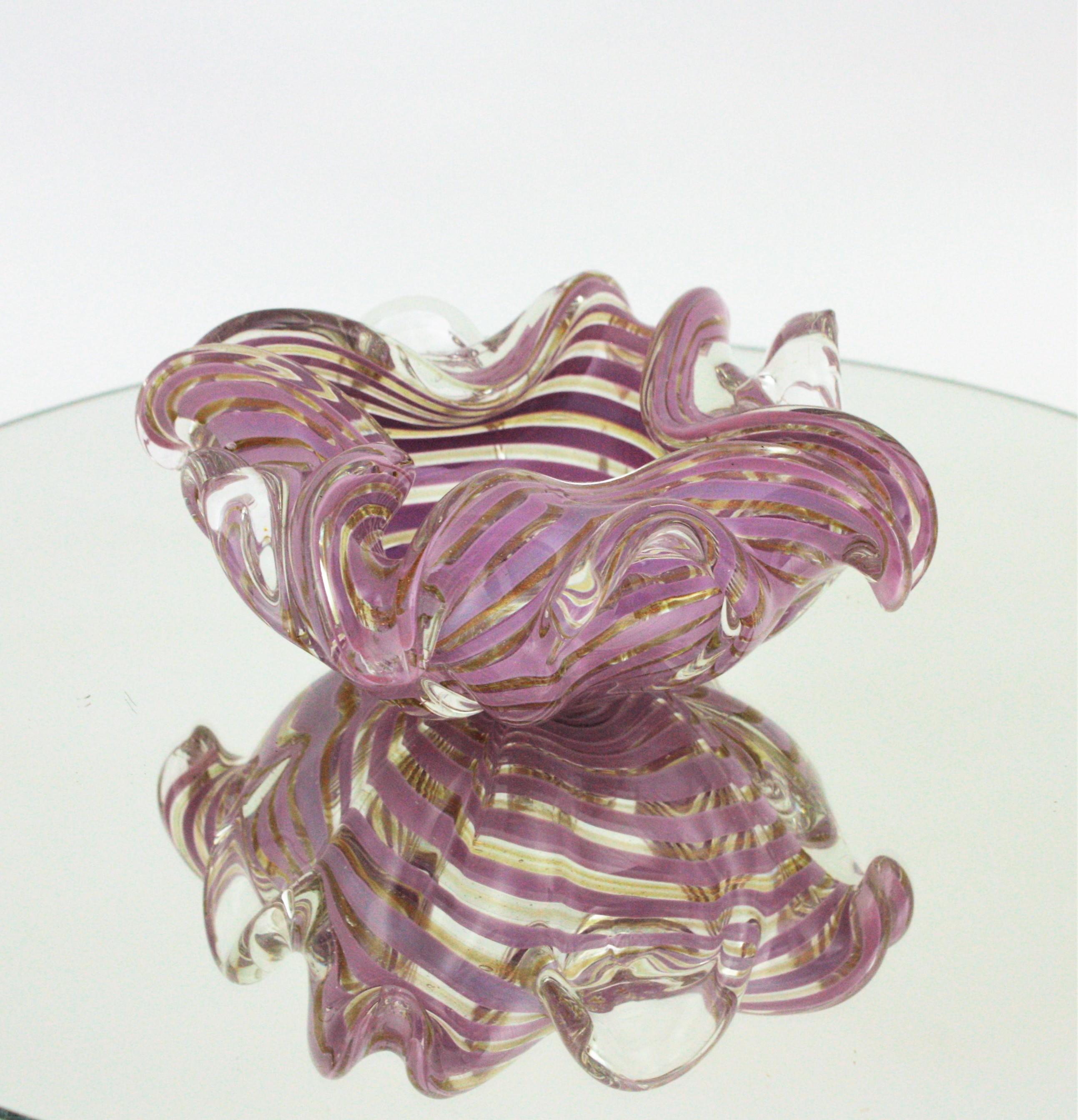 Verre Fratelli Toso Murano Glass Lilac Swirl Ribbons & Gold Dust Large Bowl / Ashtray en vente
