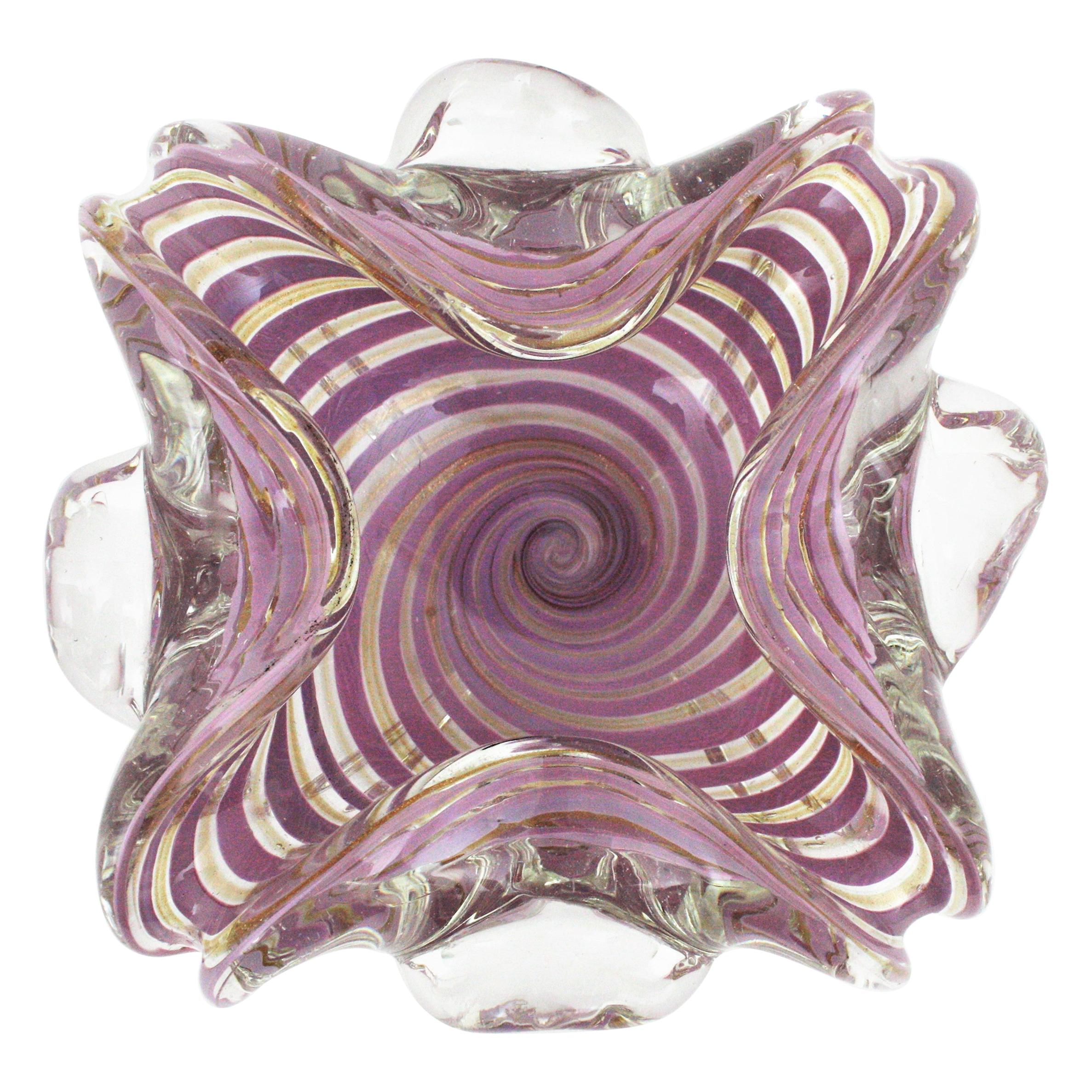Fratelli Toso Cuenco/Cenicero grande de cristal de Murano con cintas en espiral lila y polvo dorado