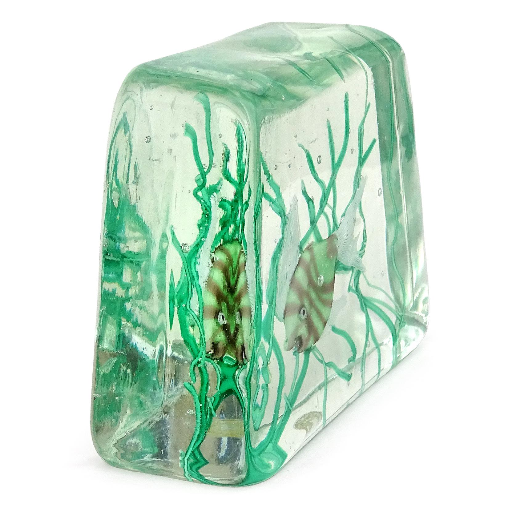 Mid-Century Modern Fratelli Toso Murano Green Fish Italian Art Glass Aquarium Paperweight Sculpture