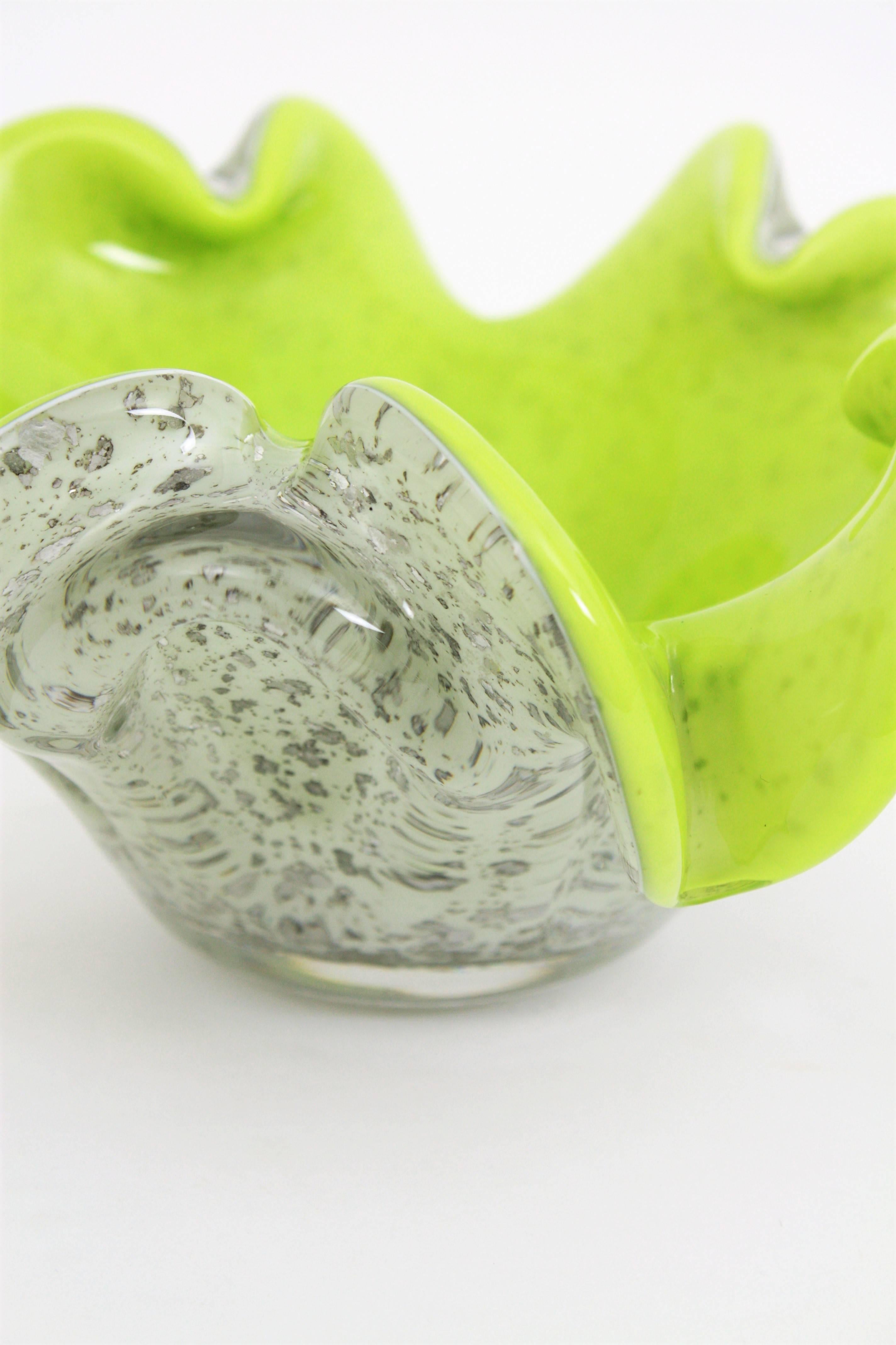 Fratelli Toso Murano Green White Silver Flecks Italian Art Glass Bowl 2