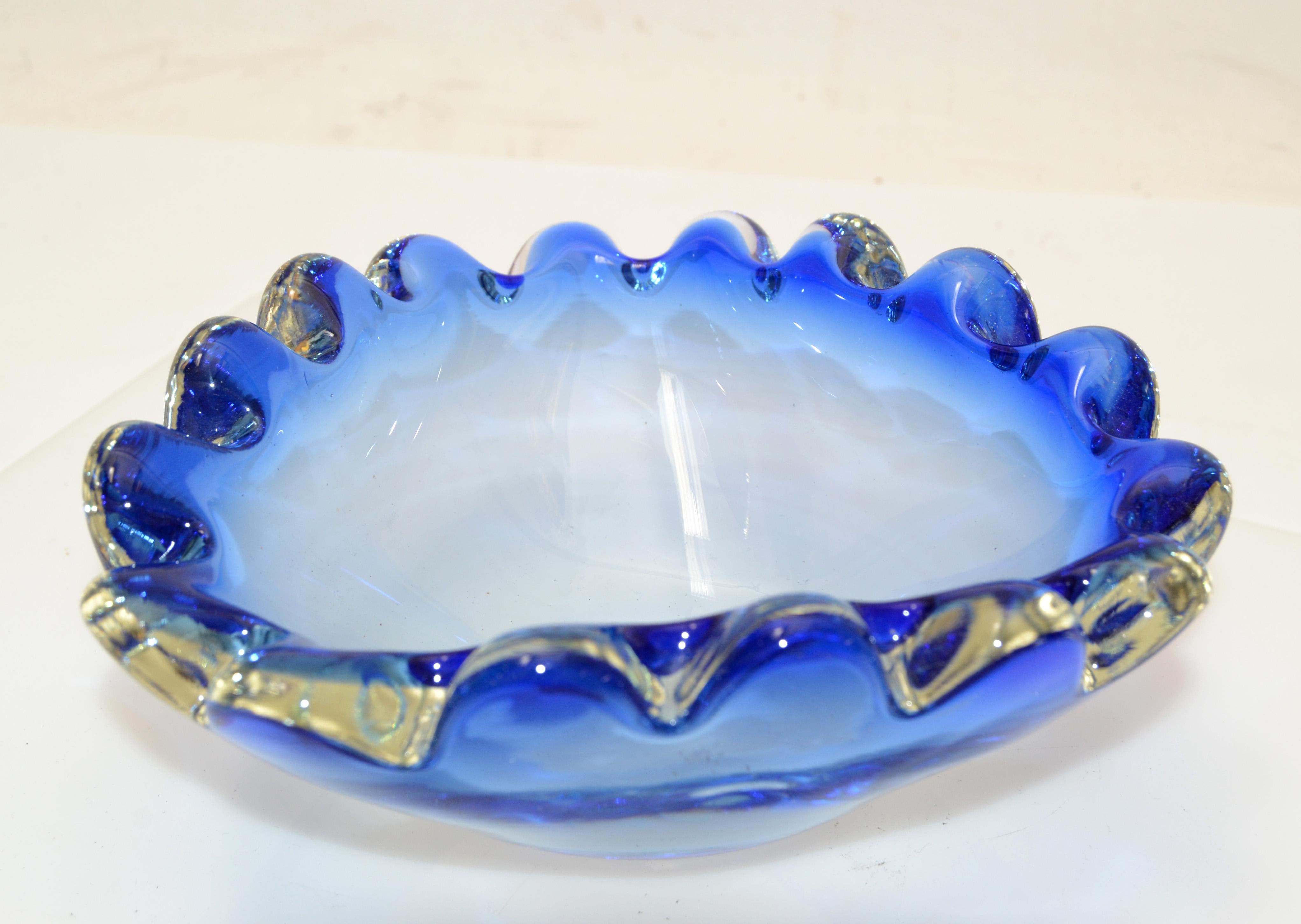 Fratelli Toso Murano Italian Art Glass Decorative Bowl For Sale 2