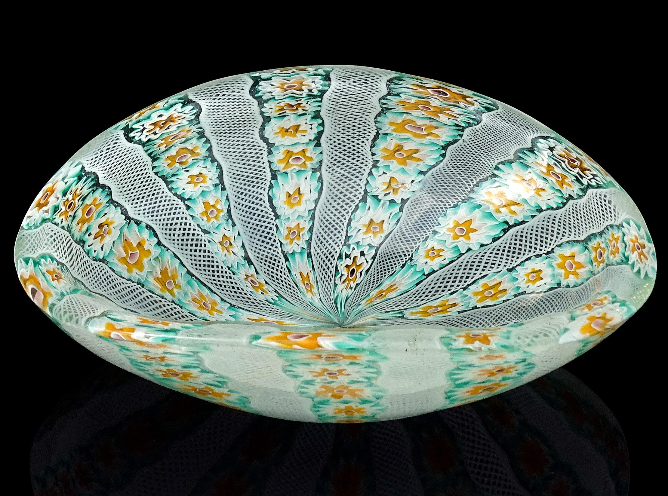 Fratelli Toso Murano Millefiori Flower Ribbons Italian Art Glass Decorative Bowl In Good Condition For Sale In Kissimmee, FL
