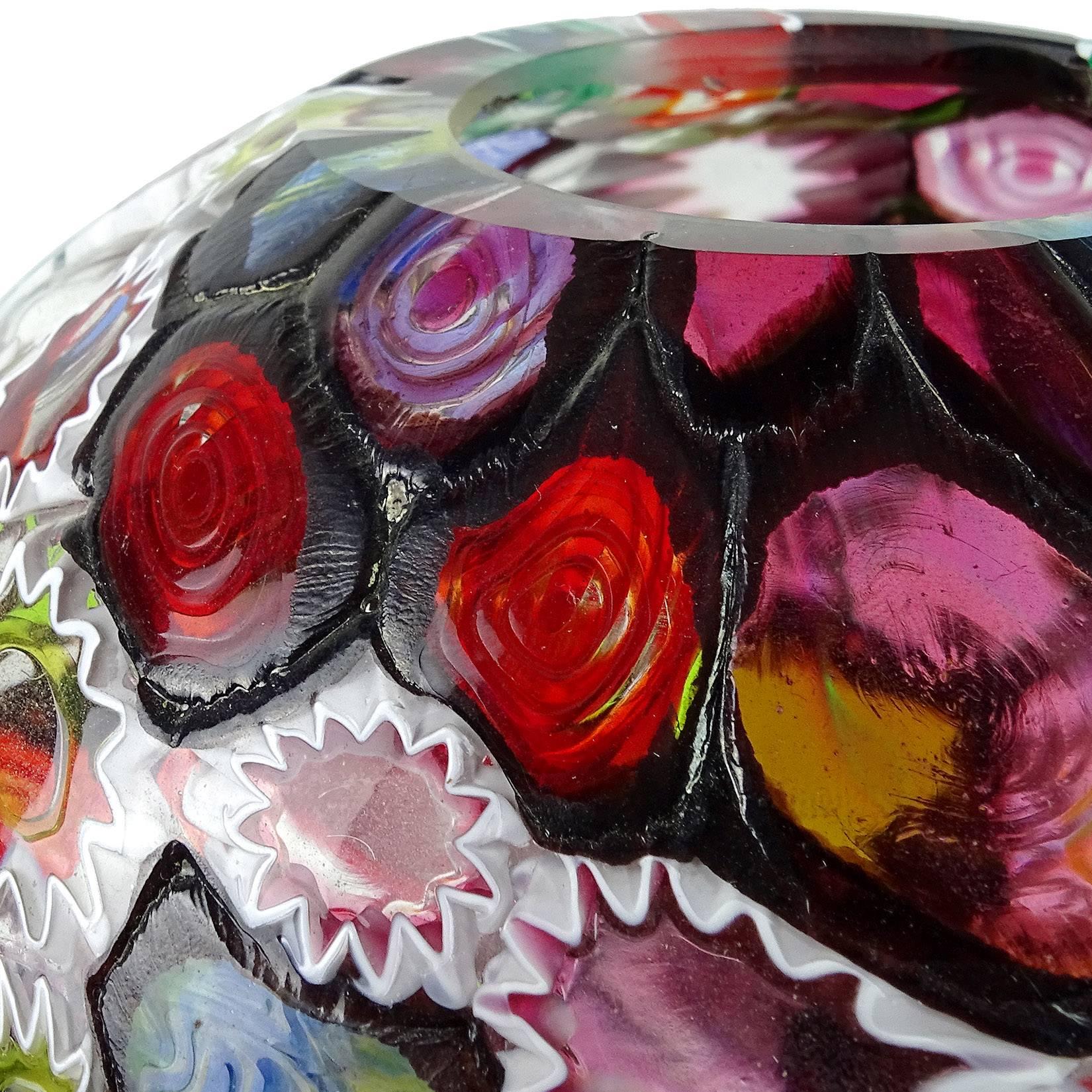Fratelli Toso Murano Millefiori Flower Star Mosaic Italian Art Glass Flower Vase In Good Condition In Kissimmee, FL