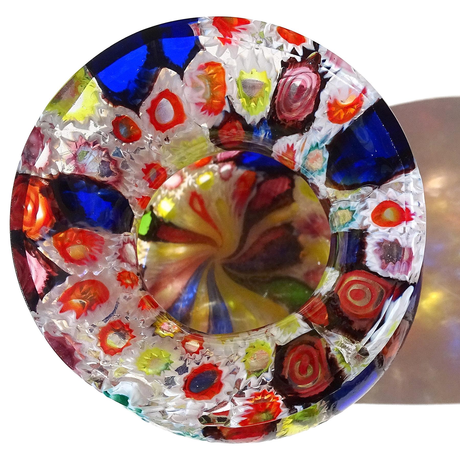 Fratelli Toso Murano Millefiori Blume Stern Opal Mosaik Italienische Kunst Glas Vase (20. Jahrhundert) im Angebot