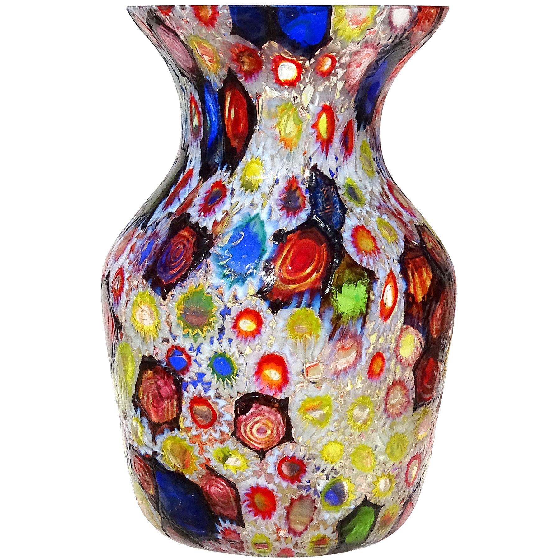 Fratelli Toso Murano Millefiori Blume Stern Opal Mosaik Italienische Kunst Glas Vase im Angebot