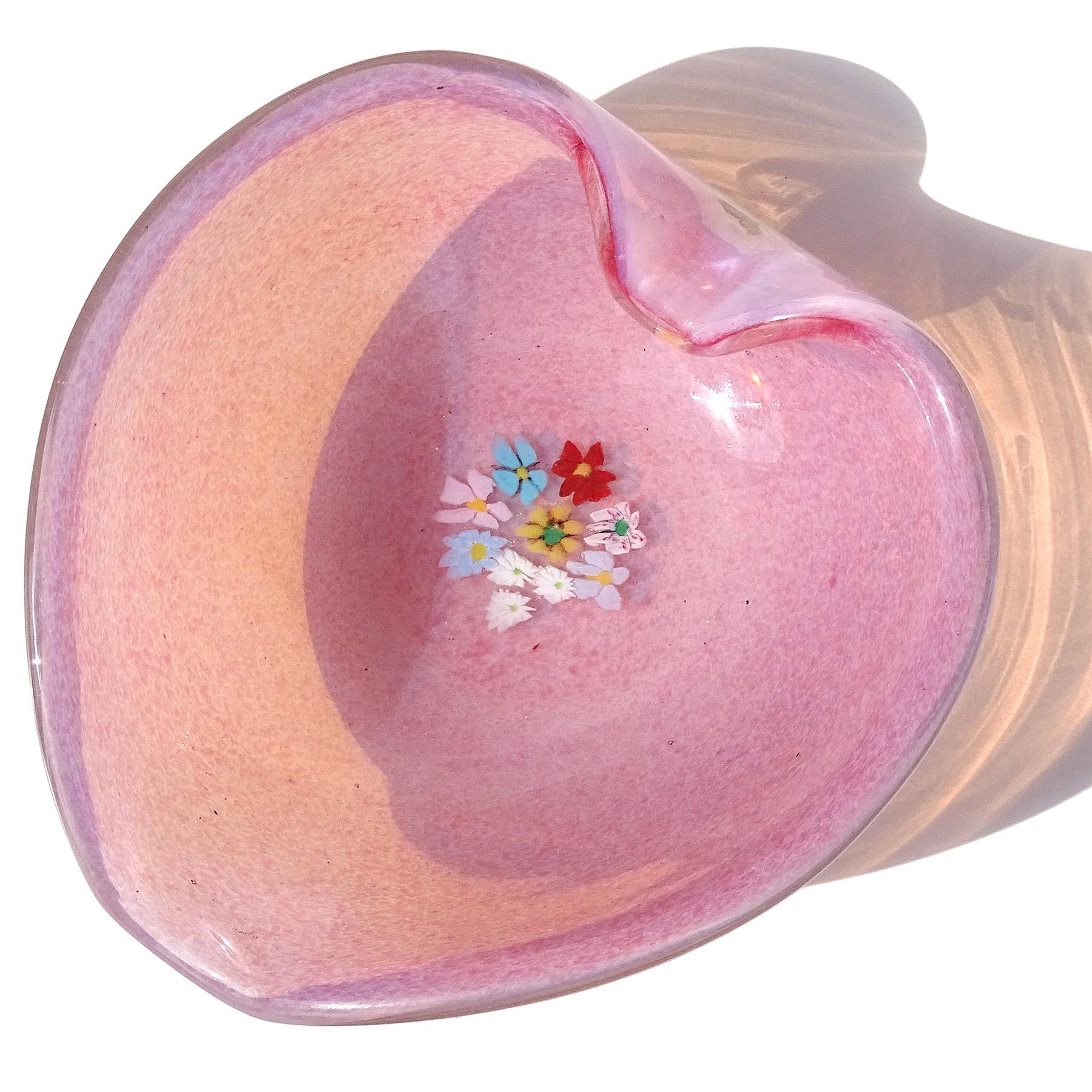 Mid-Century Modern Fratelli Toso Murano Millefiori Pink Opalescent Italian Art Glass Heart Bowl For Sale