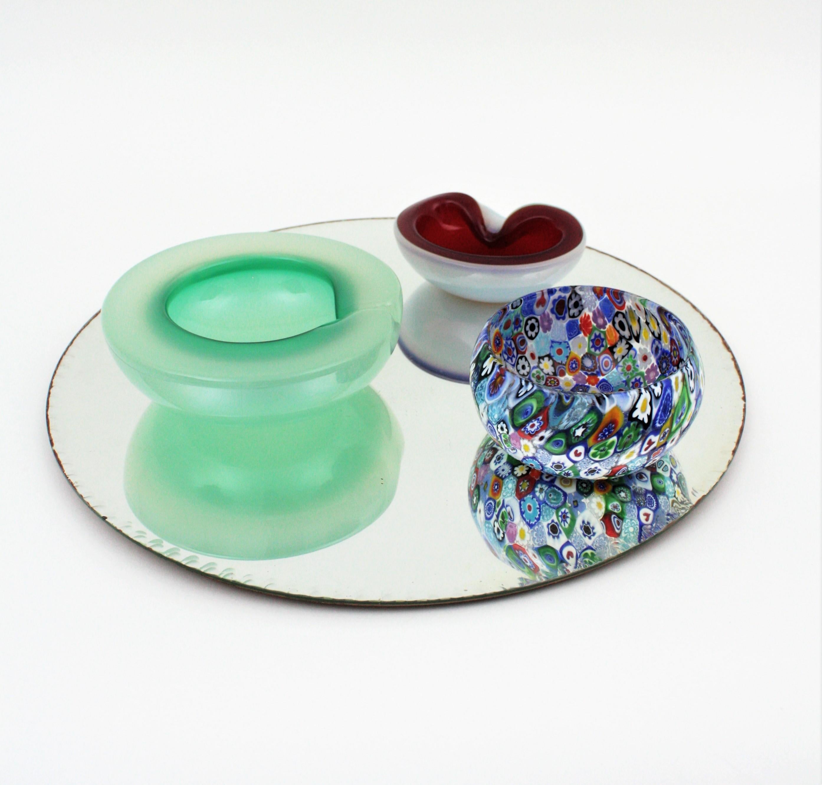 Murano Fratelli Toso Murrine Multi Color Italian Art Glass Bowl, 1950s For Sale 3