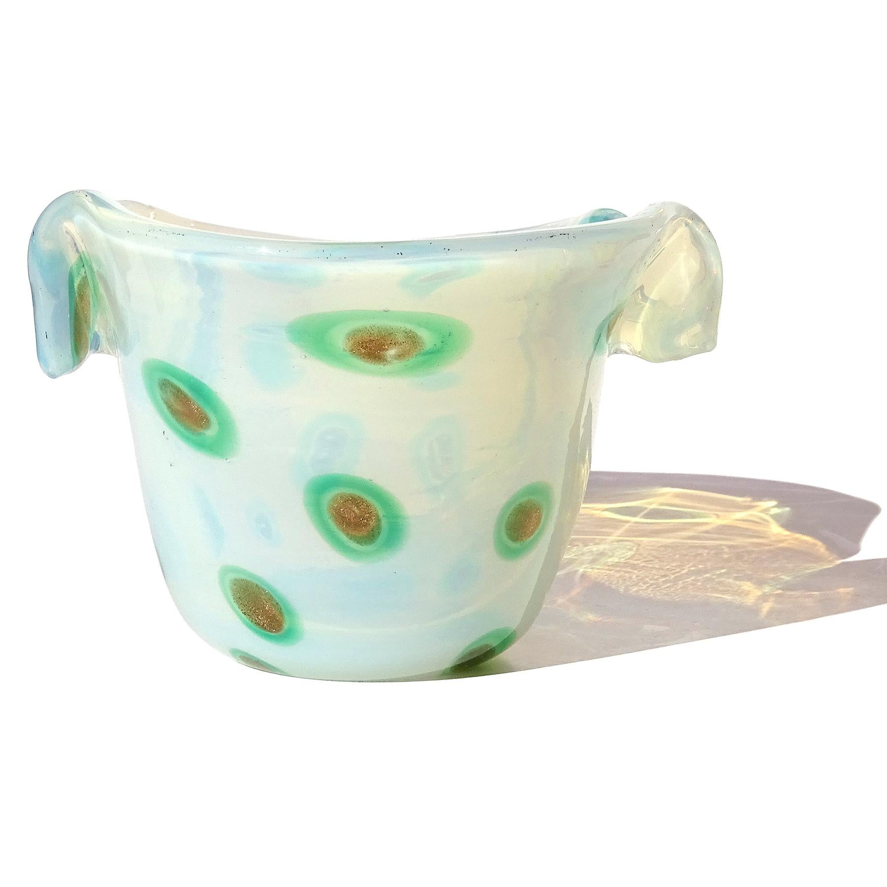 Fratelli Toso Murano Opal Green Aventurine Spots Italian Art Glass Cut Rim Bowl For Sale 1