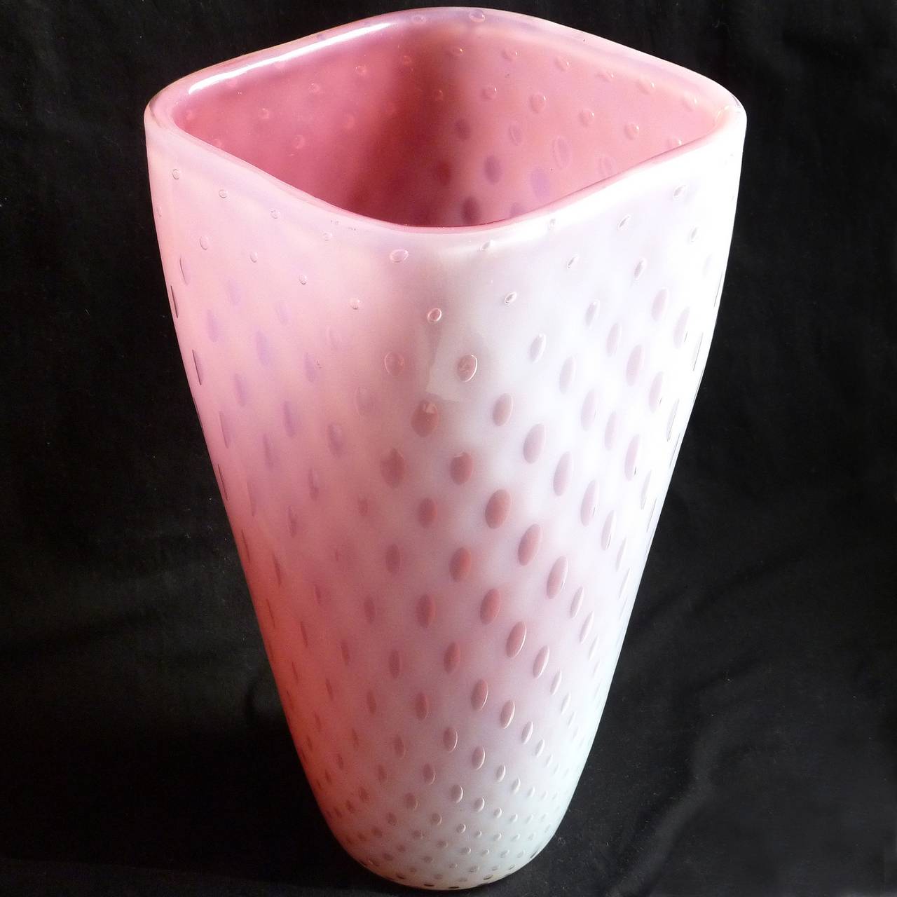 Hand-Crafted Fratelli Toso Murano Opal Pink Controlled Bubbles Italian Art Glass Flower Vase