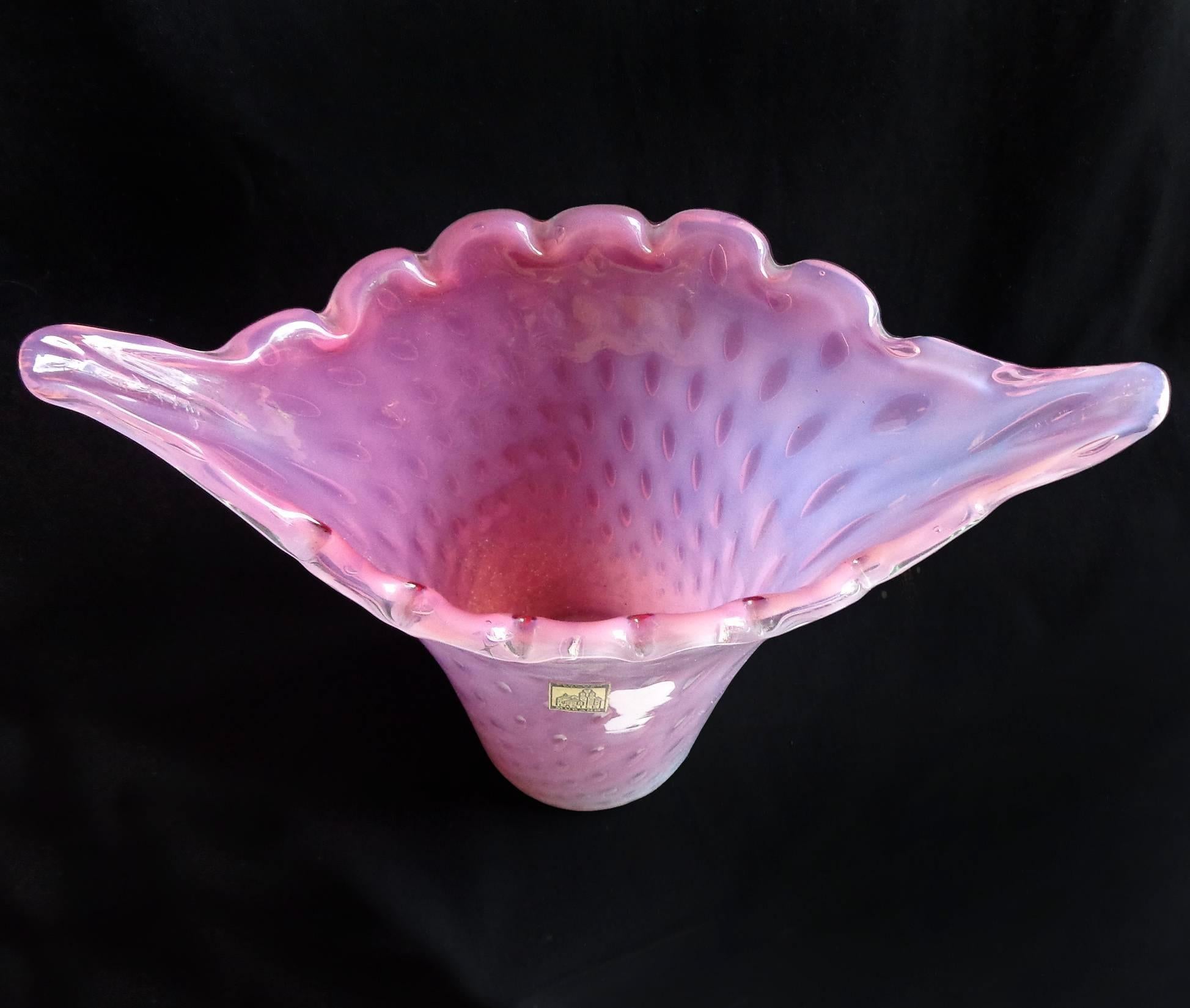 Mid-Century Modern Fratelli Toso Murano Opalescent Pink Bubbles Italian Art Glass Flower Vase For Sale