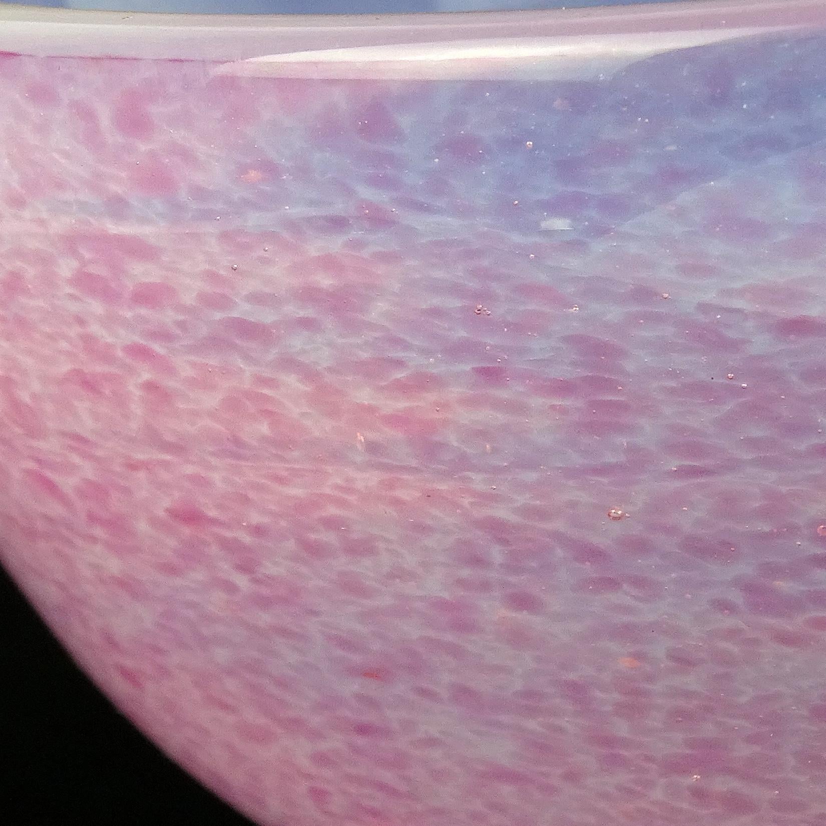 Fratelli Toso Murano Opalescent Pink Spots Italian Art Glass Scroll Shell Bowl In Good Condition In Kissimmee, FL