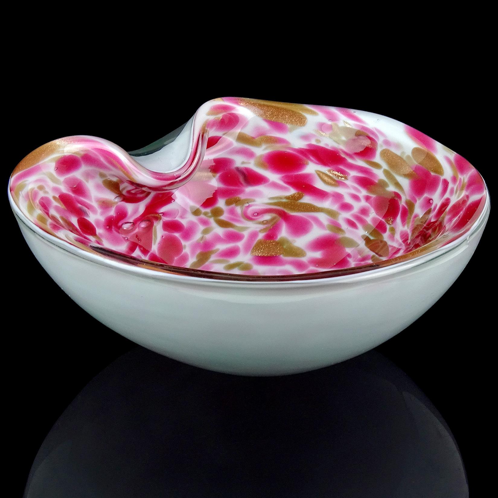 Mid-Century Modern Fratelli Toso Murano Pink White Aventurine Italian Art Glass Decorative Bowl