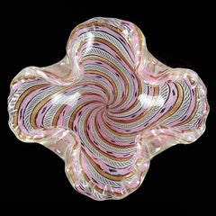 Schale aus italienischem Muranoglas mit Aventurinbändern von Fratelli Toso in Rosa-Weiß aus Kupfer