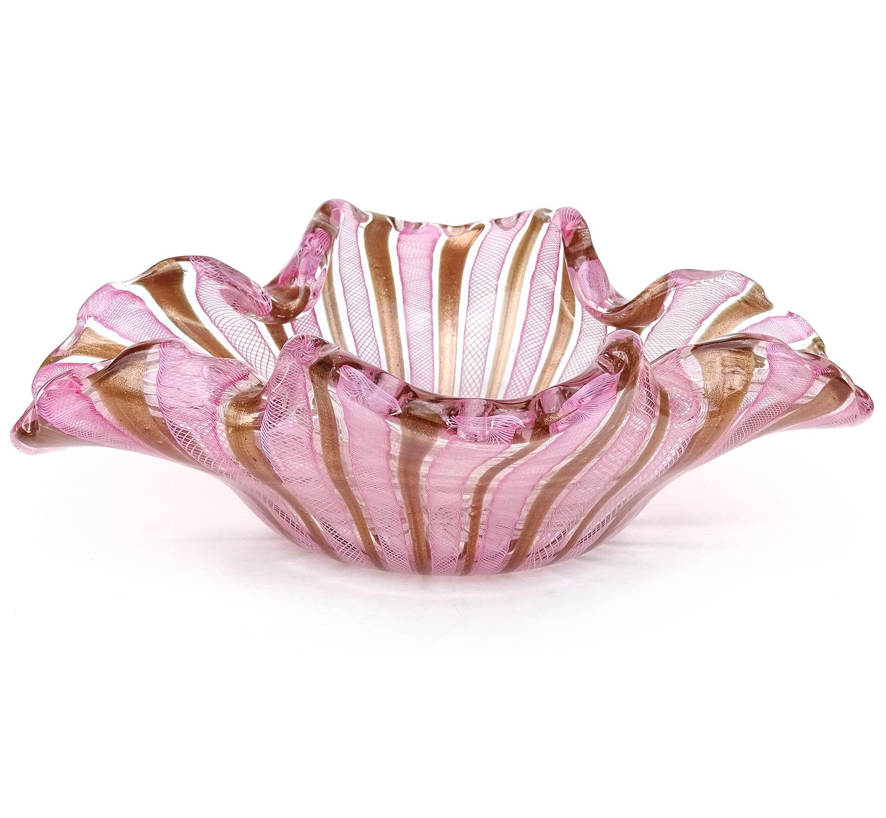 Hand-Crafted Fratelli Toso Murano Pink White Copper Aventurine Ribbons Italian Art Glass Bowl For Sale
