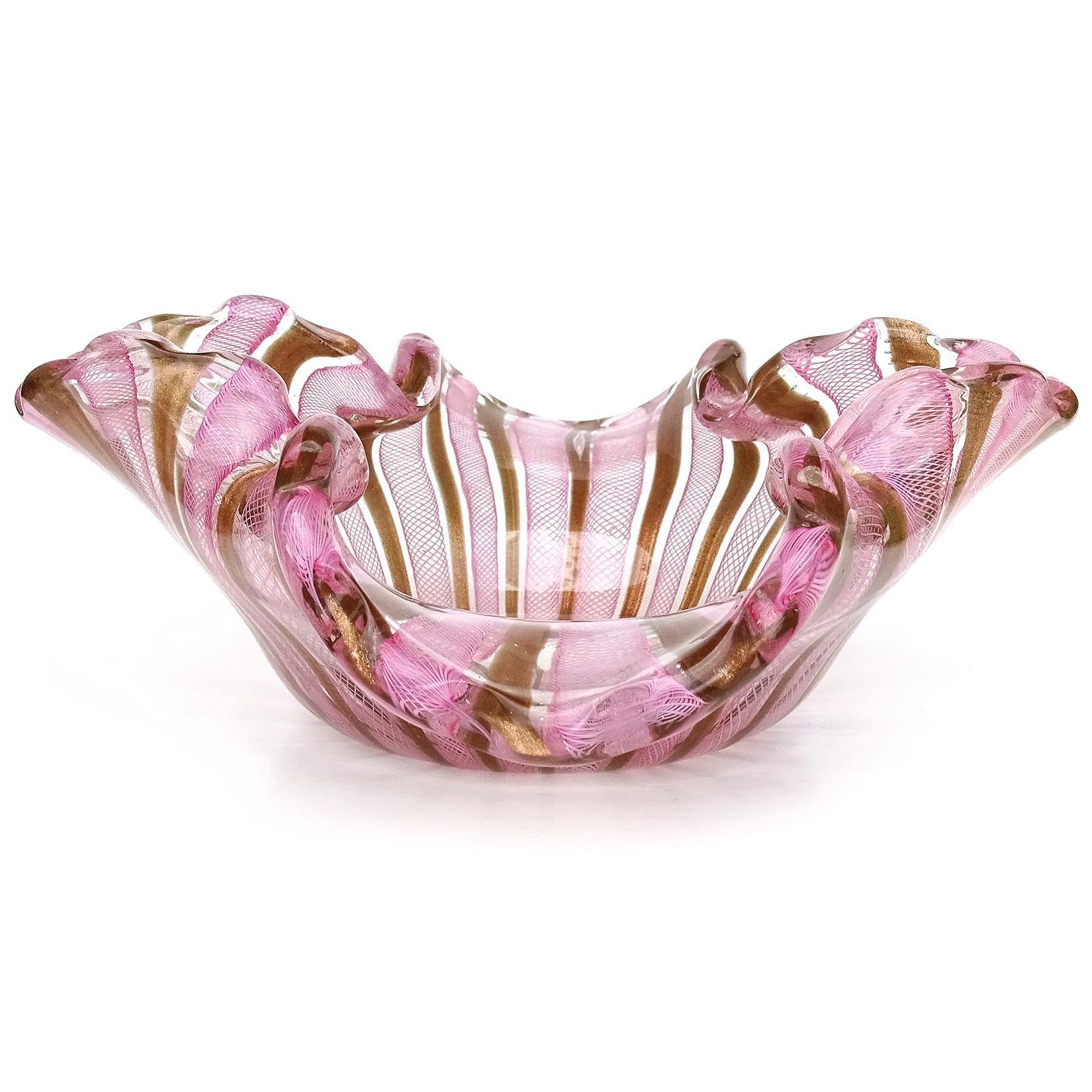 20ième siècle Bol en verre d'art italien de Murano rose, blanc et cuivre avec rubans d'aventurine des Fratelli Toso en vente