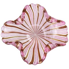 Bol en verre d'art italien de Murano rose, blanc et cuivre avec rubans d'aventurine des Fratelli Toso