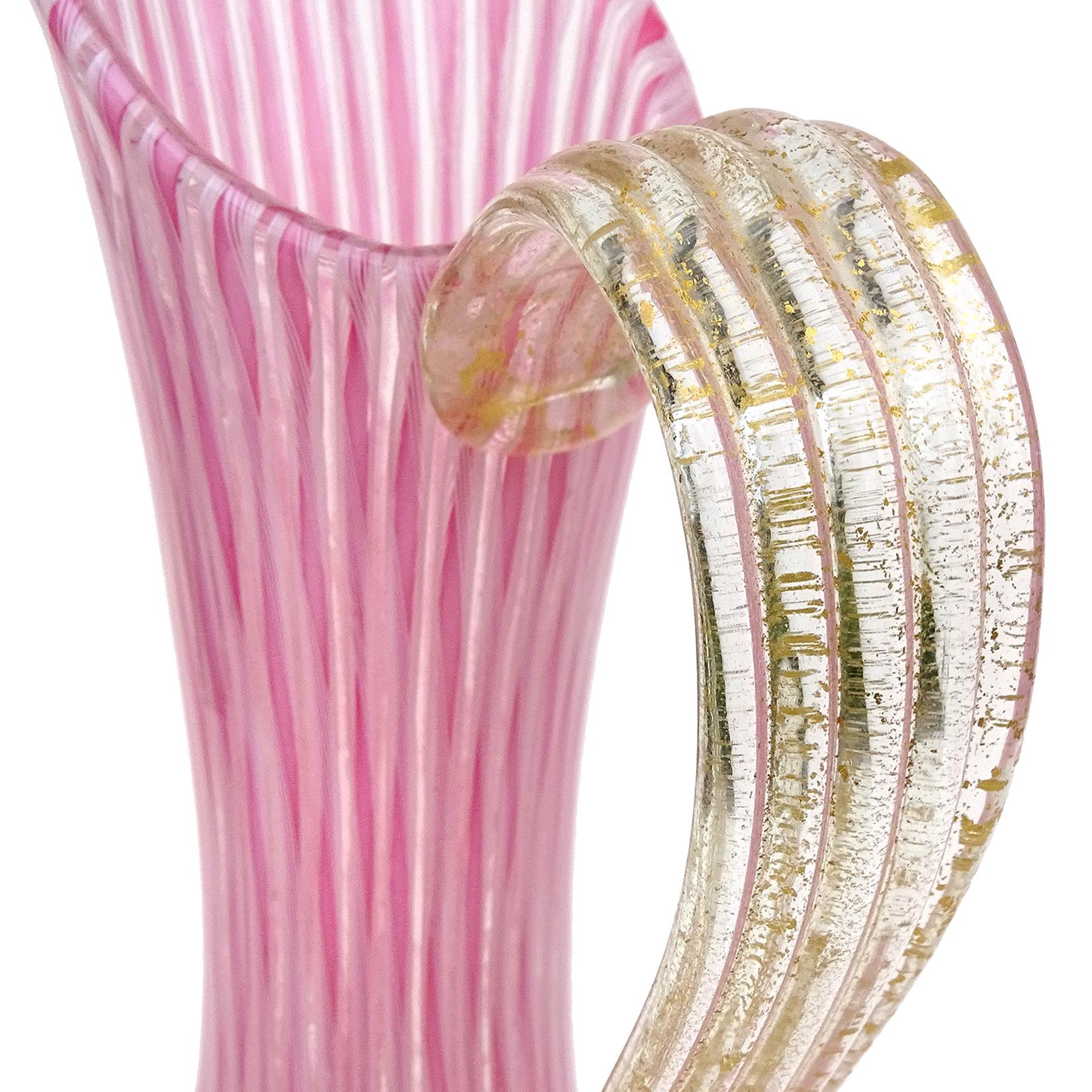 Italiano Vaso brocca in vetro artistico italiano Fratelli Toso Murano Rosa Nastro Bianco Foglia d'Oro in vendita